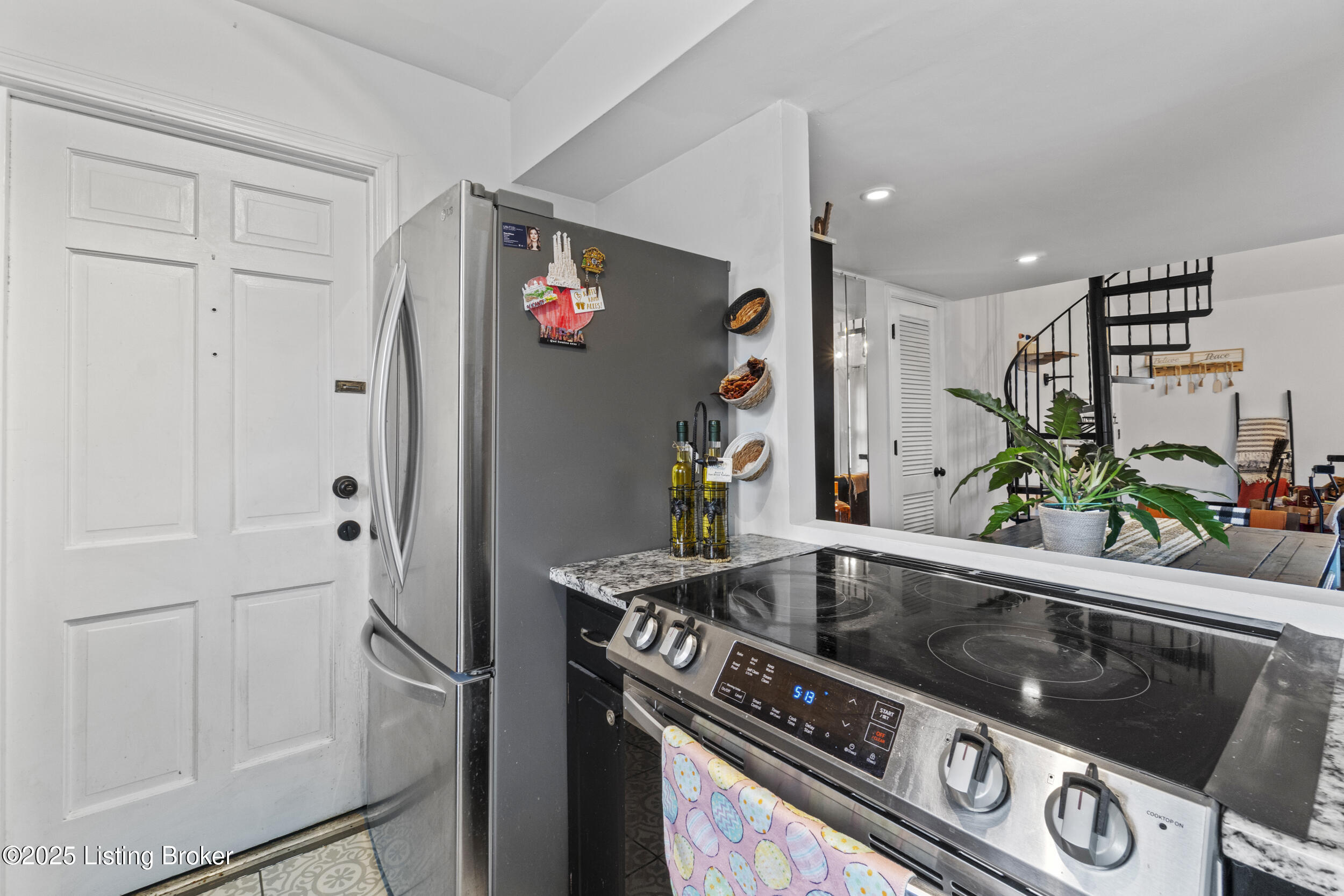1934 Goldsmith Ln 5