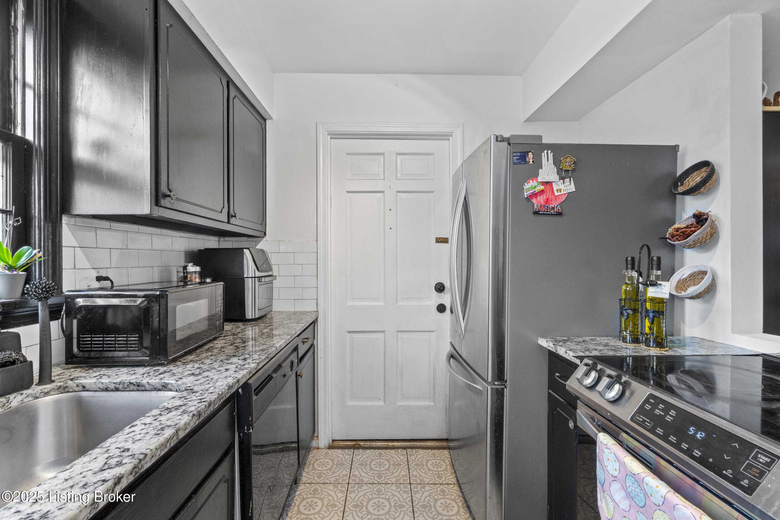 1934 Goldsmith Ln 5