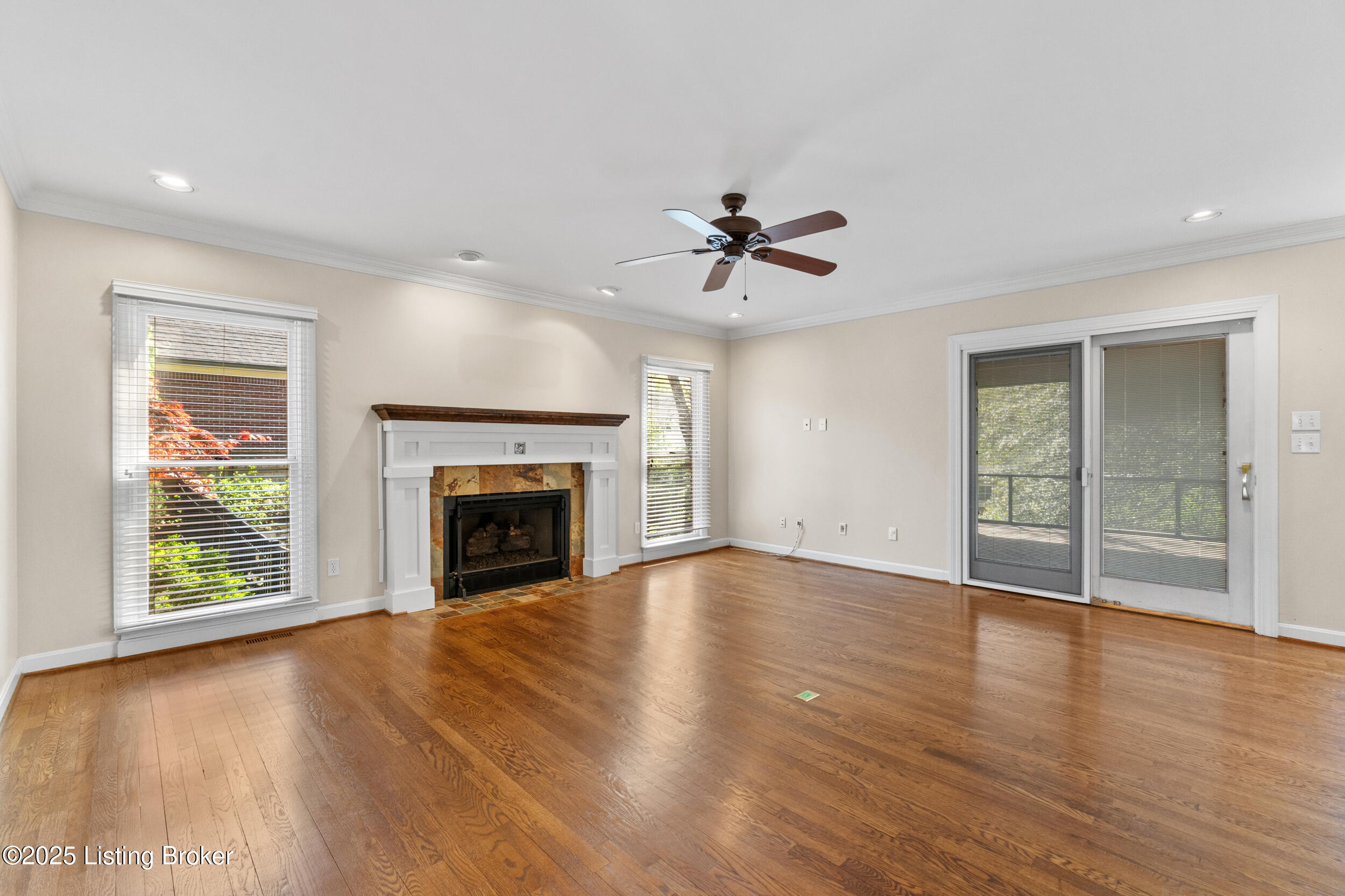 304 Exchange Ave