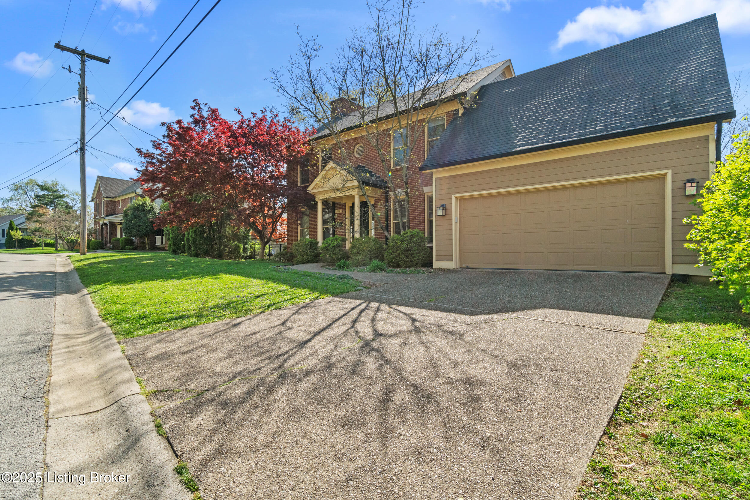 304 Exchange Ave