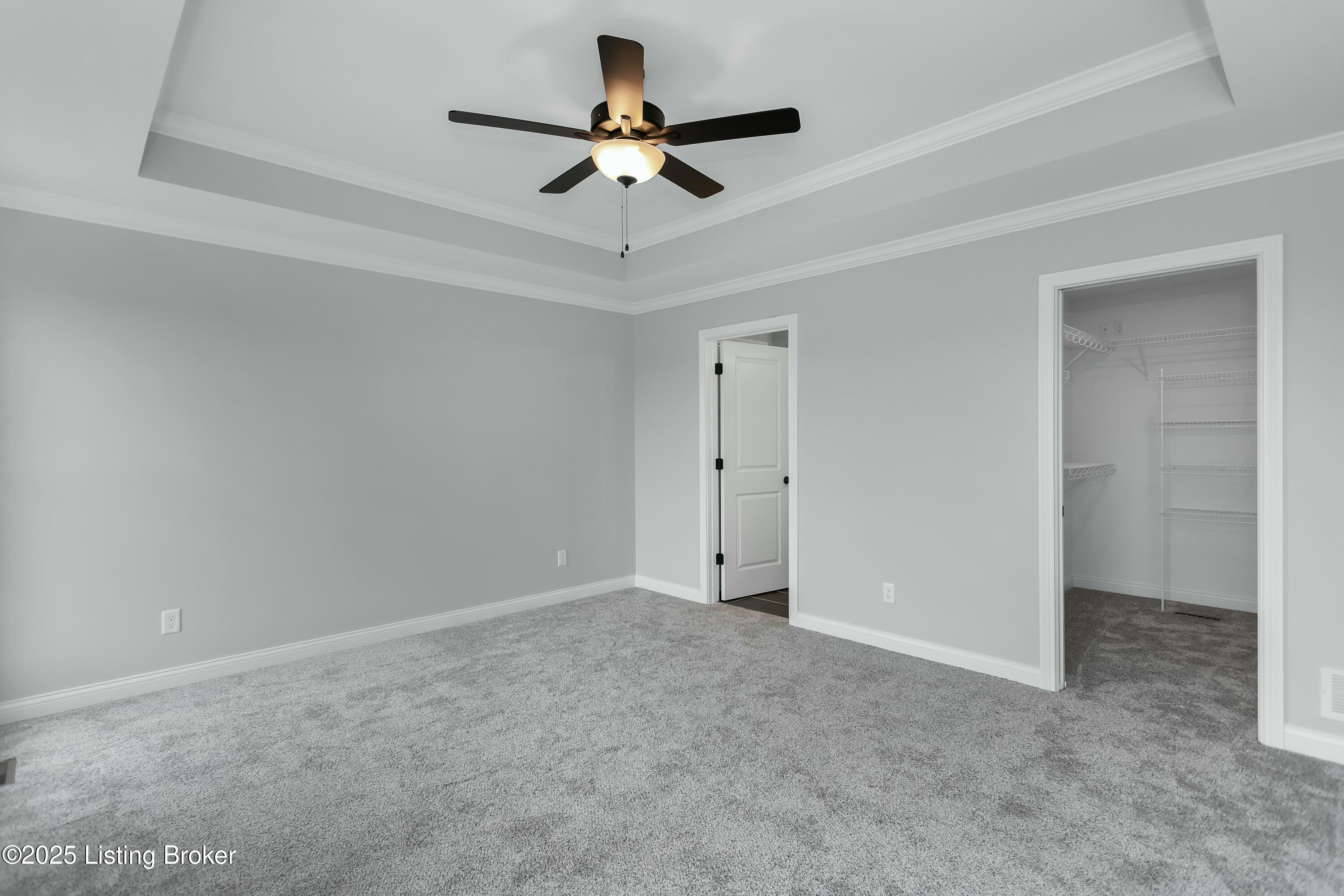 382 Williamsburg Dr