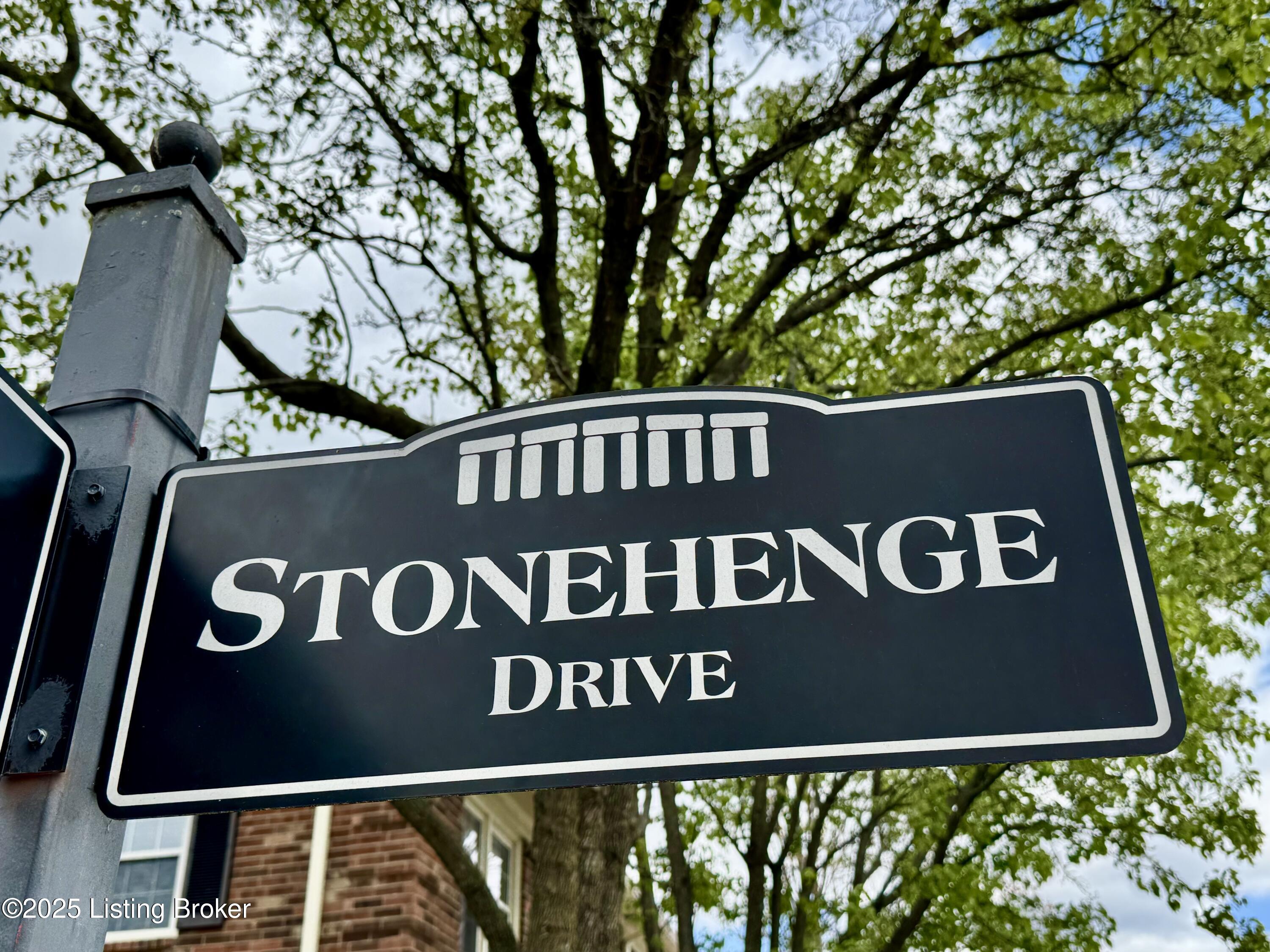 263 Stonehenge Dr 101