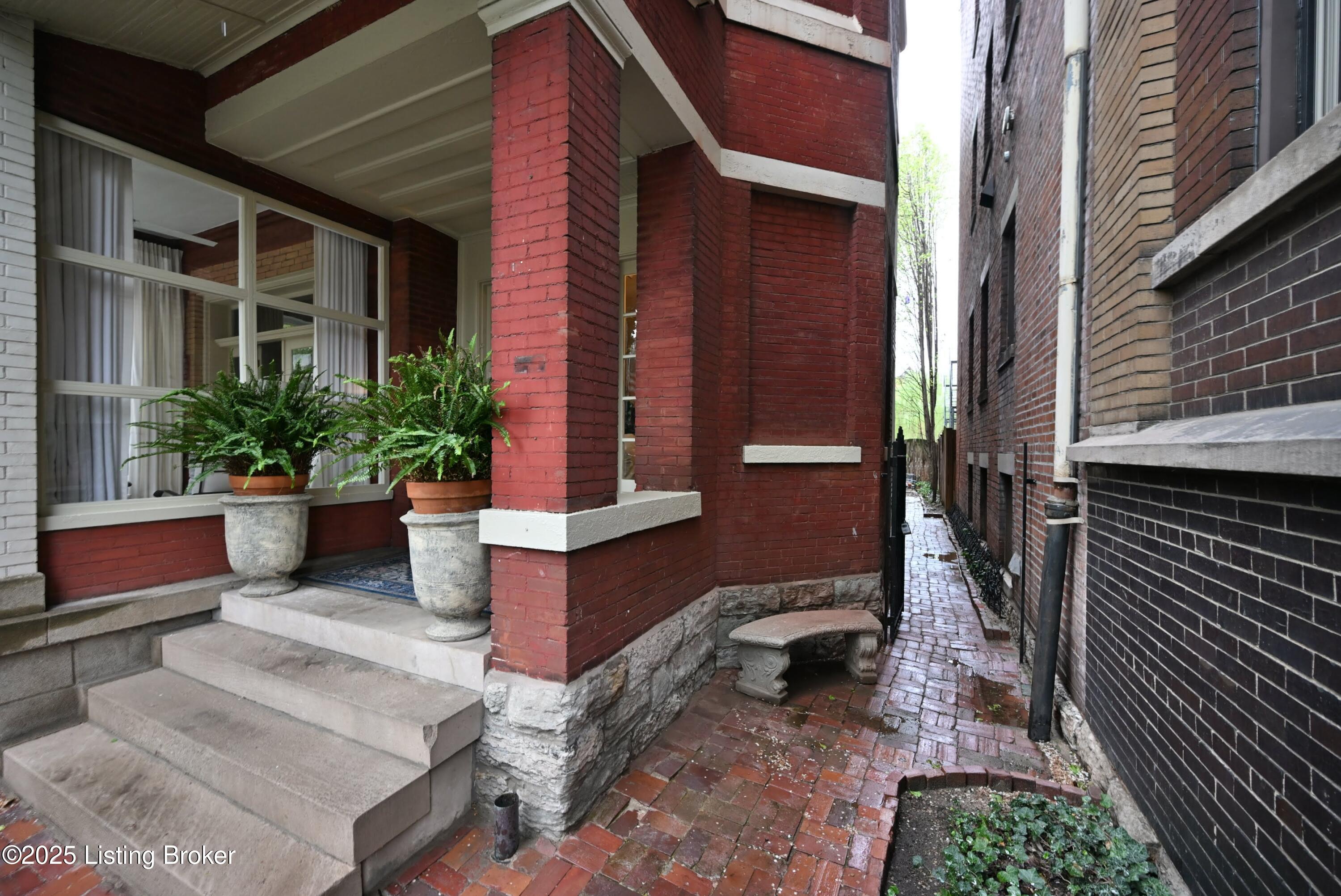1204 S 2nd St 2