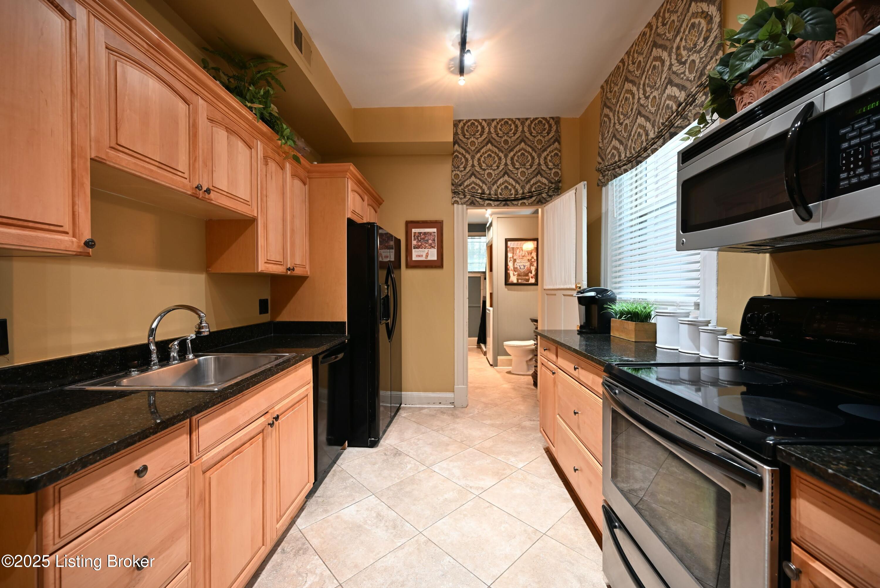 1204 S 2nd St 2