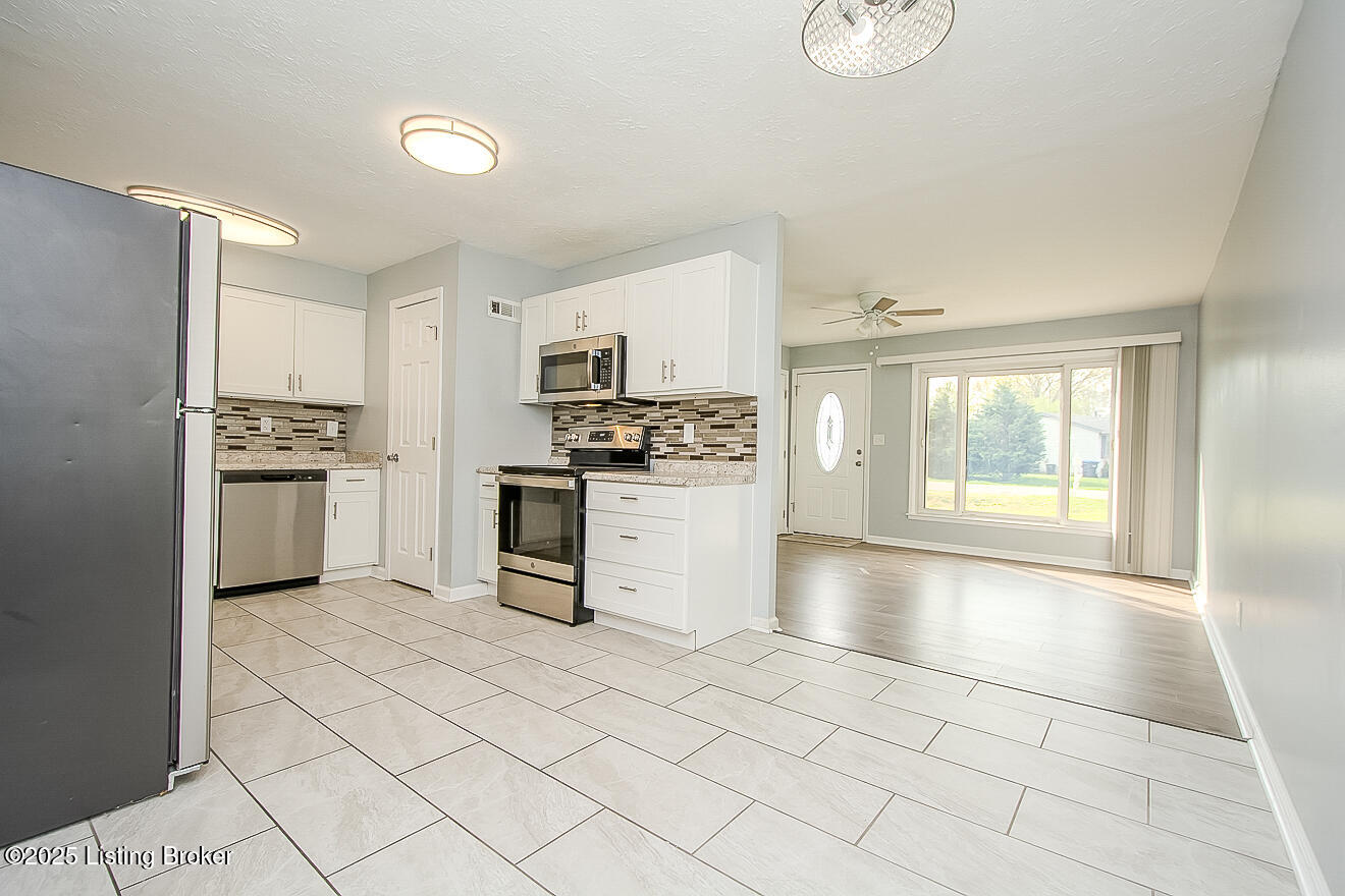 6103 Theiler Ln
