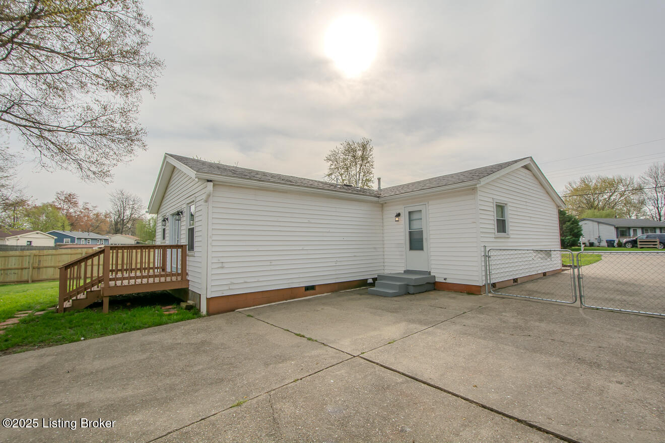 6103 Theiler Ln