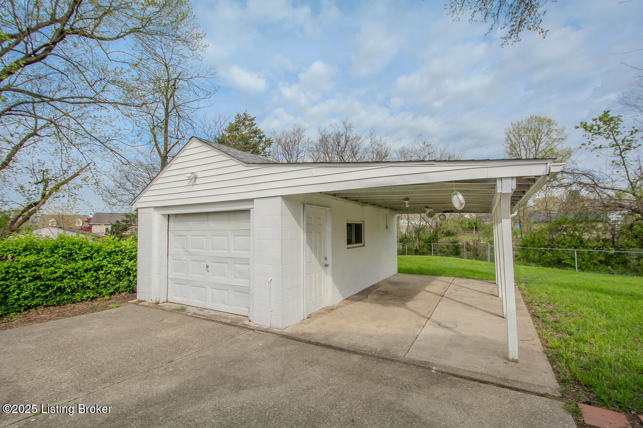 6103 Theiler Ln