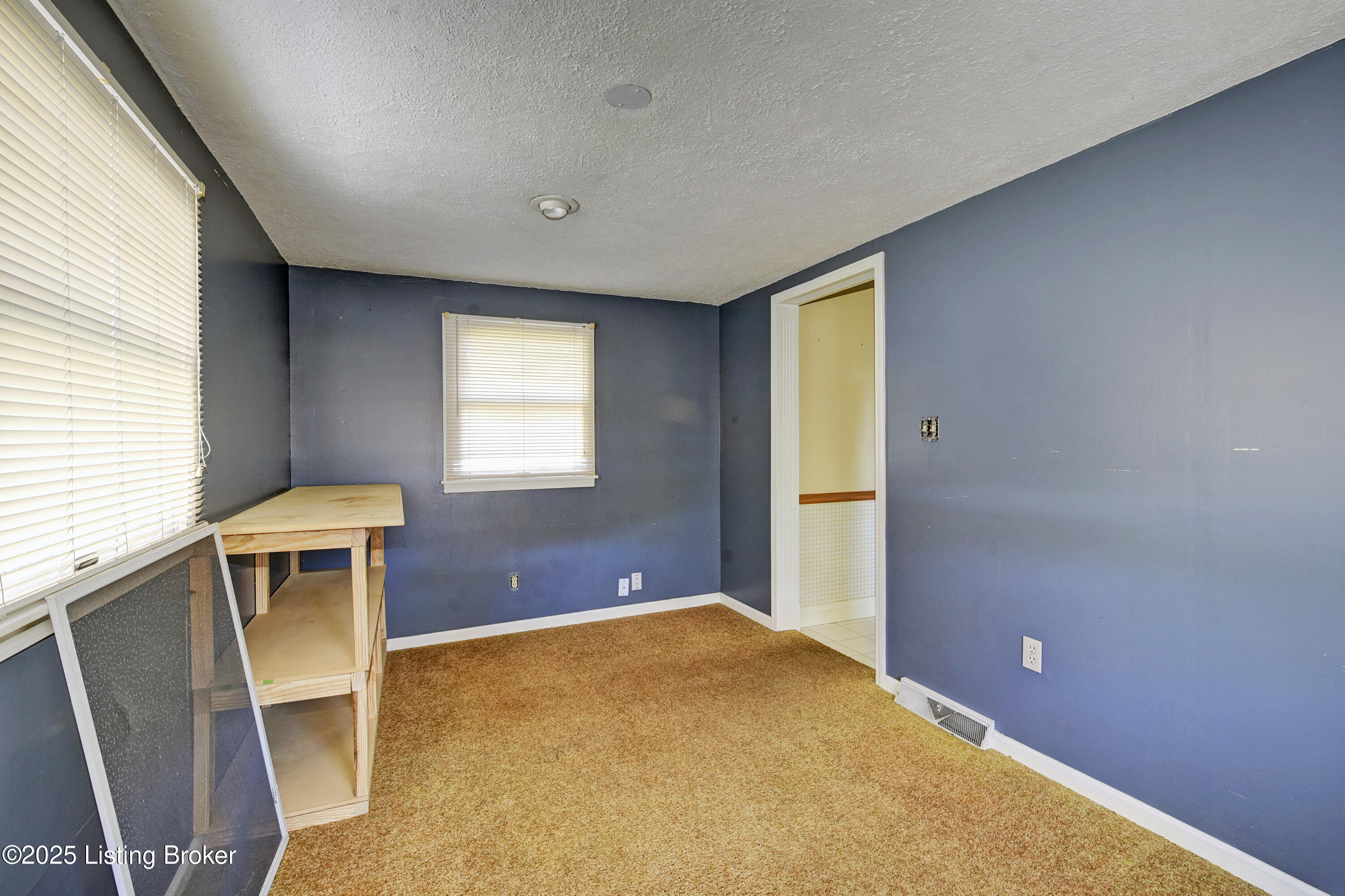 9612 Watterson Trail