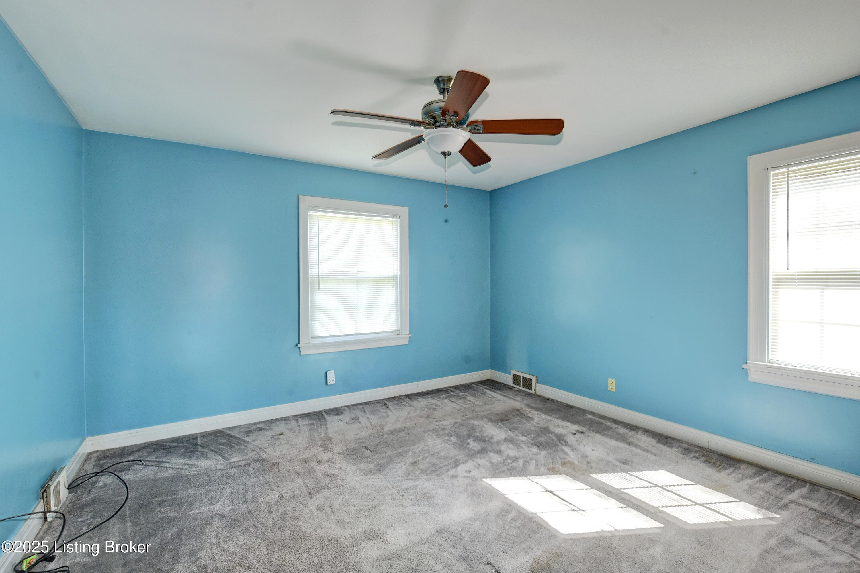 9612 Watterson Trail