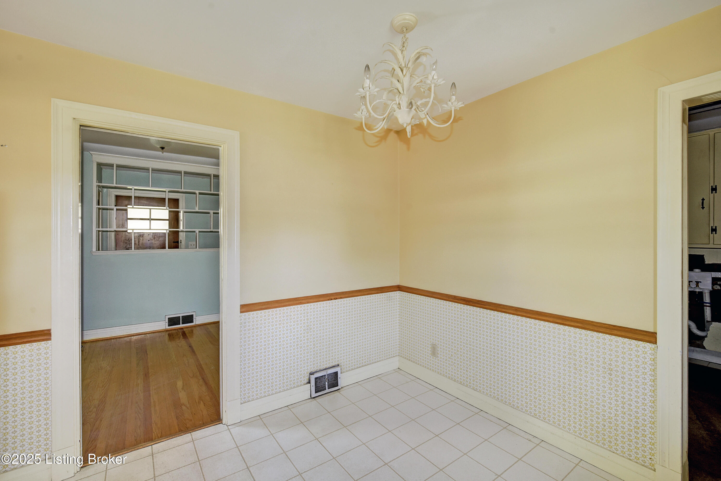 9612 Watterson Trail