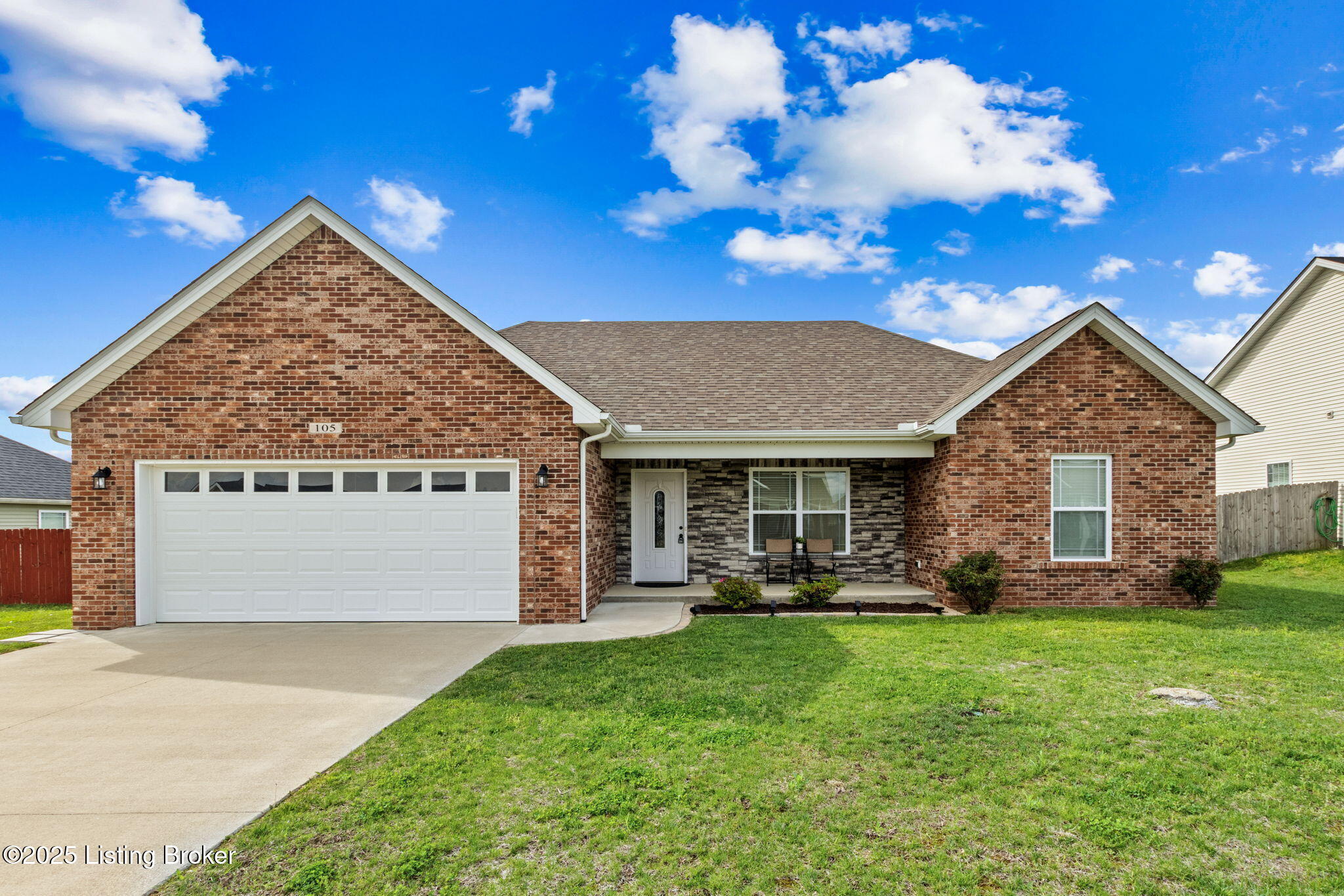 105 Aiden Ln