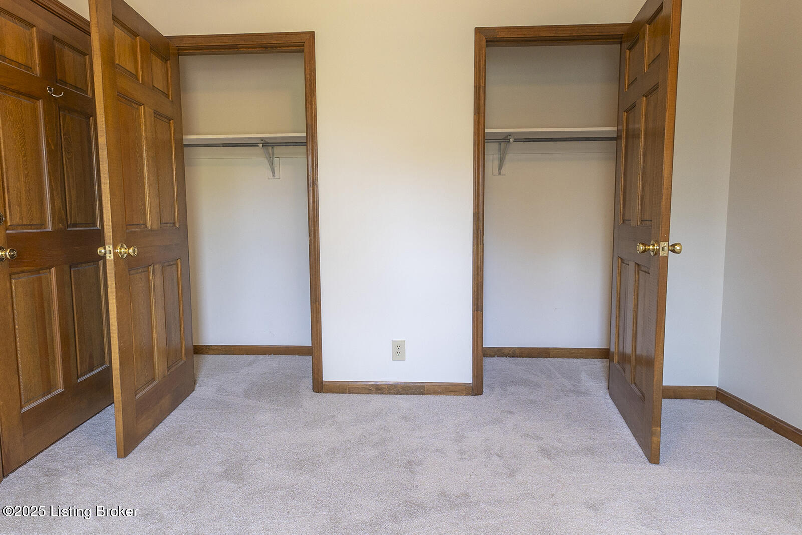 1208 Forest Park Rd