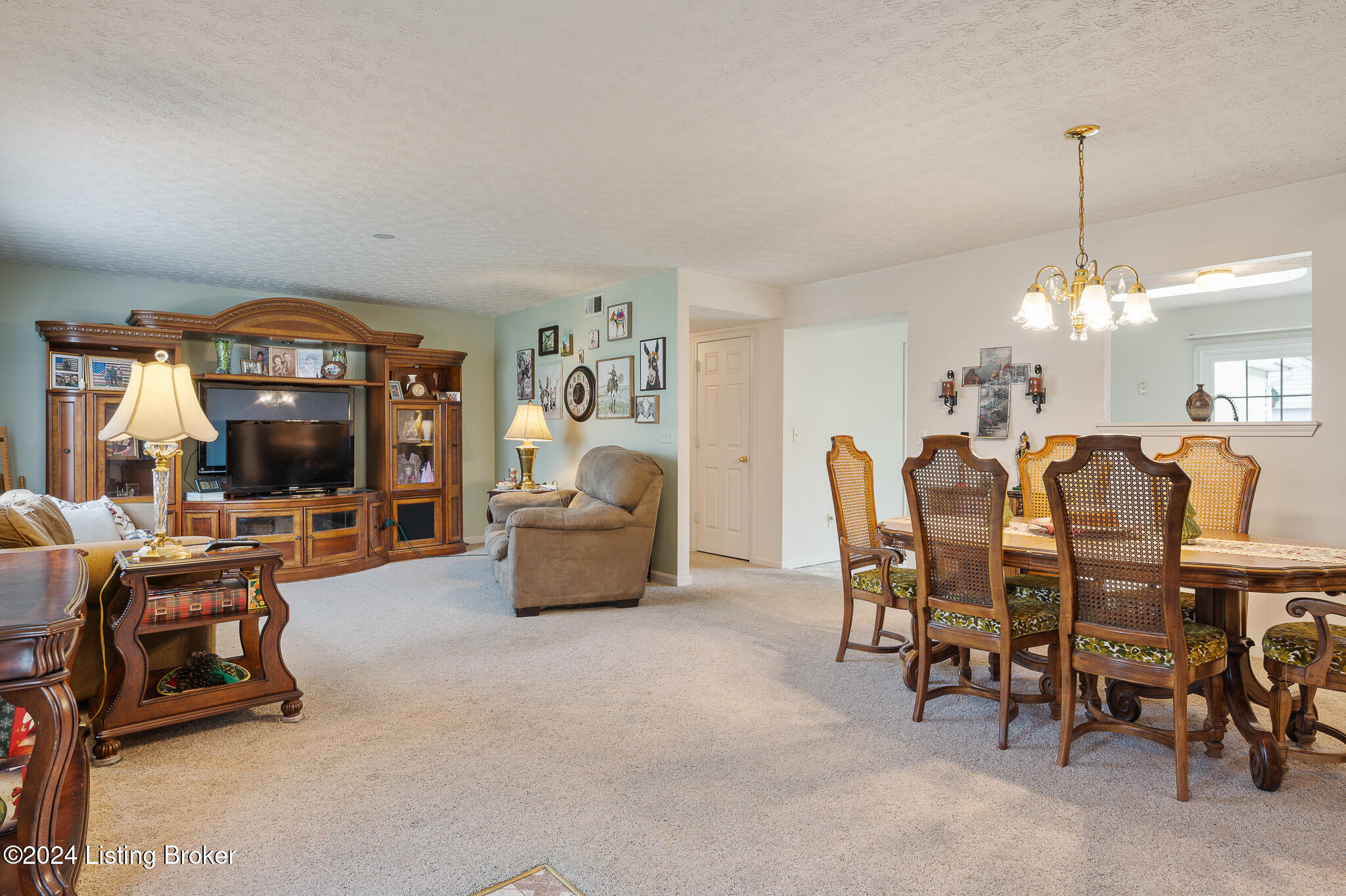 7902 Misty Green Way