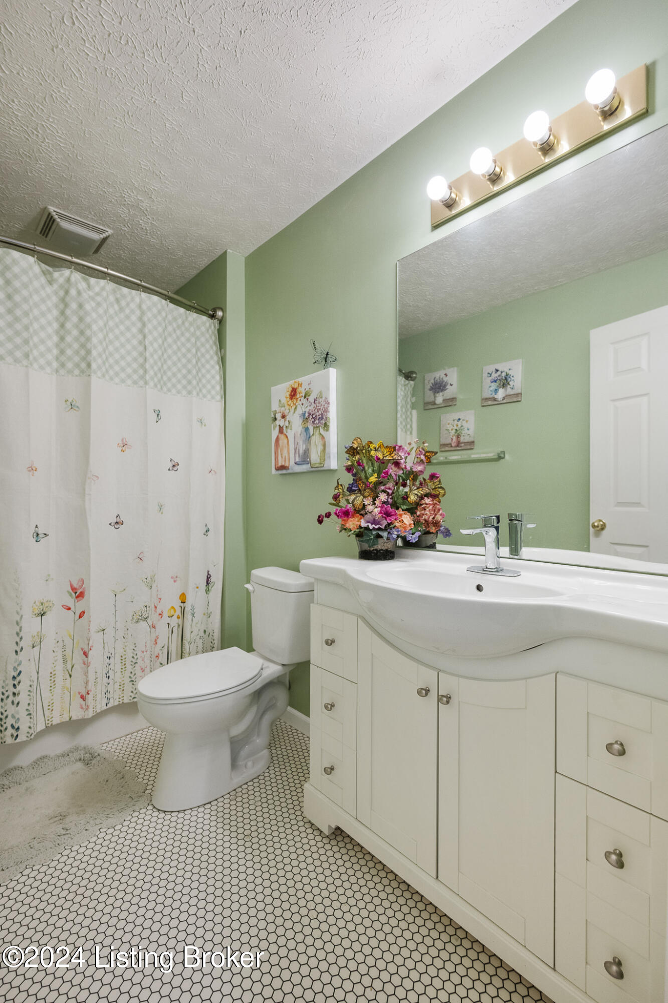7902 Misty Green Way