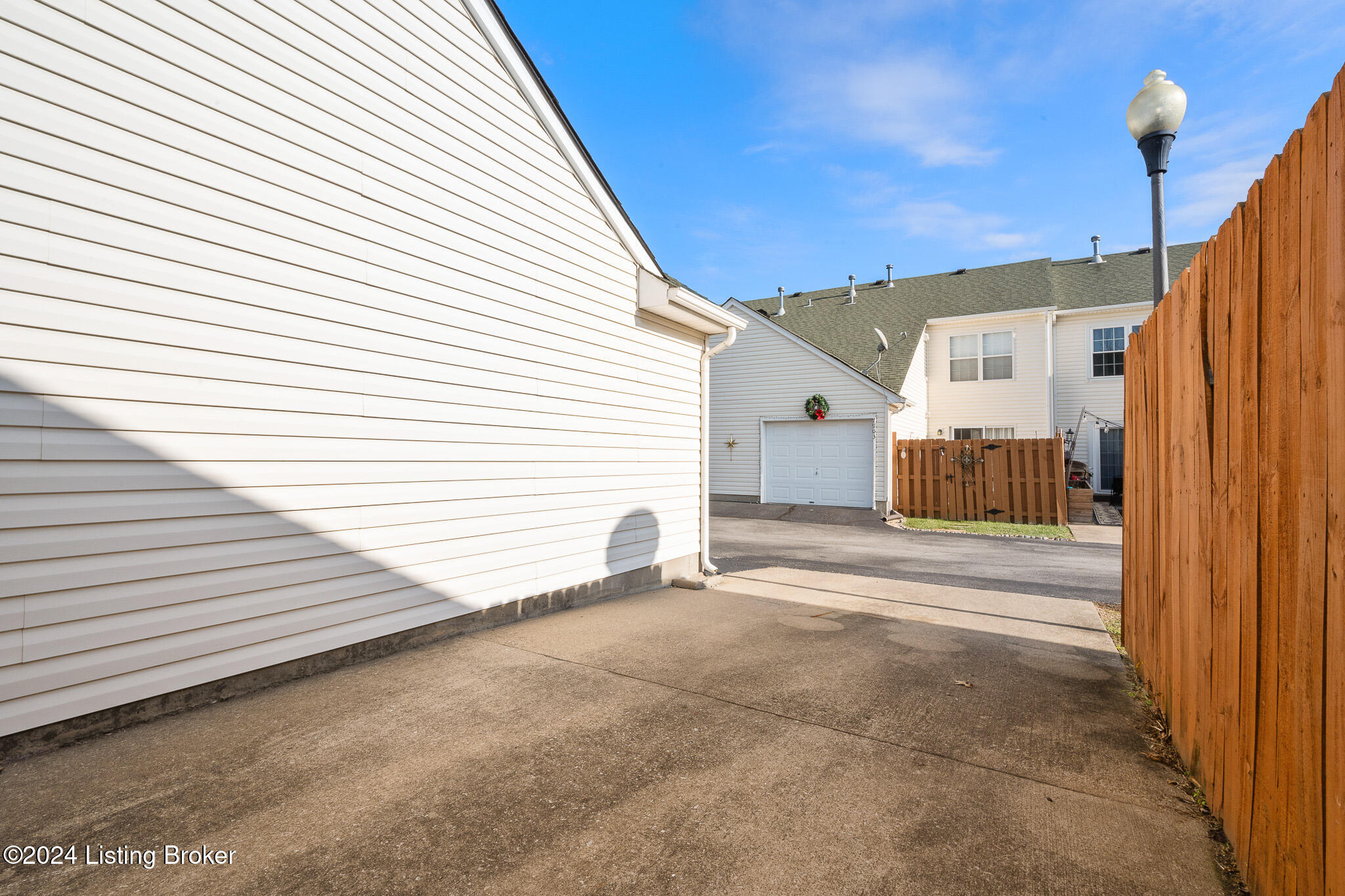 7902 Misty Green Way
