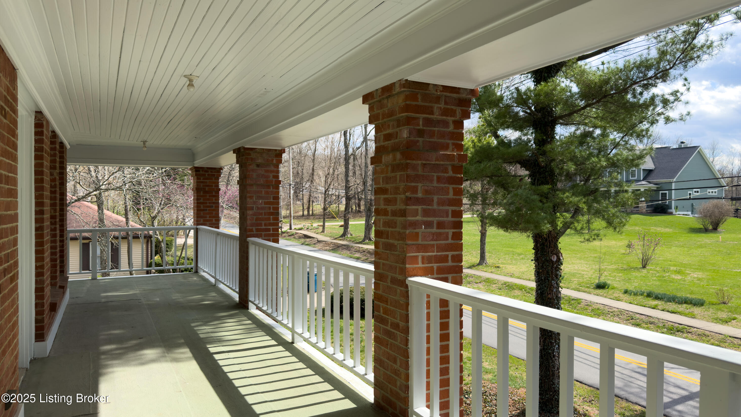 319 Central Ave