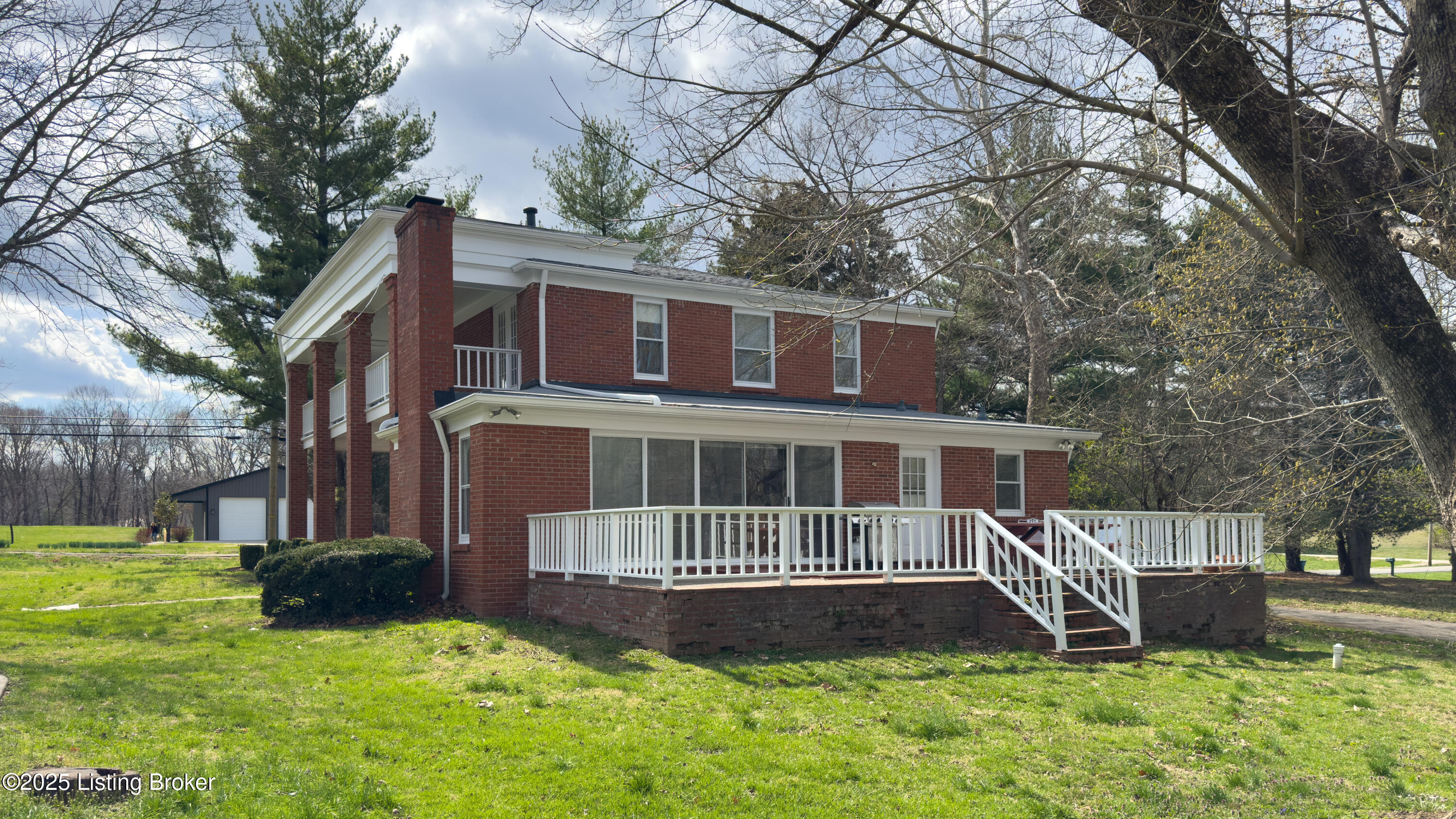 319 Central Ave