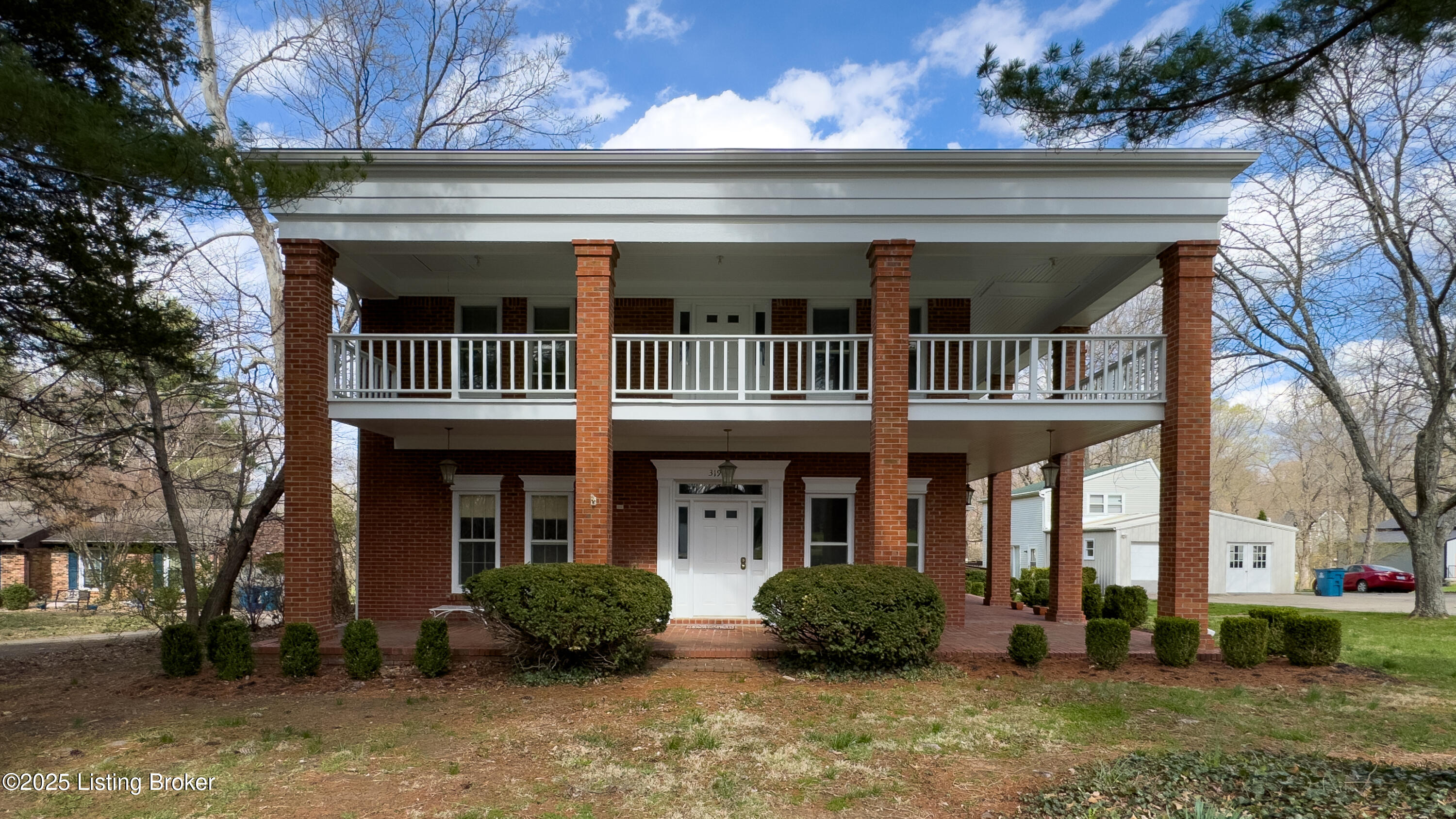 319 Central Ave