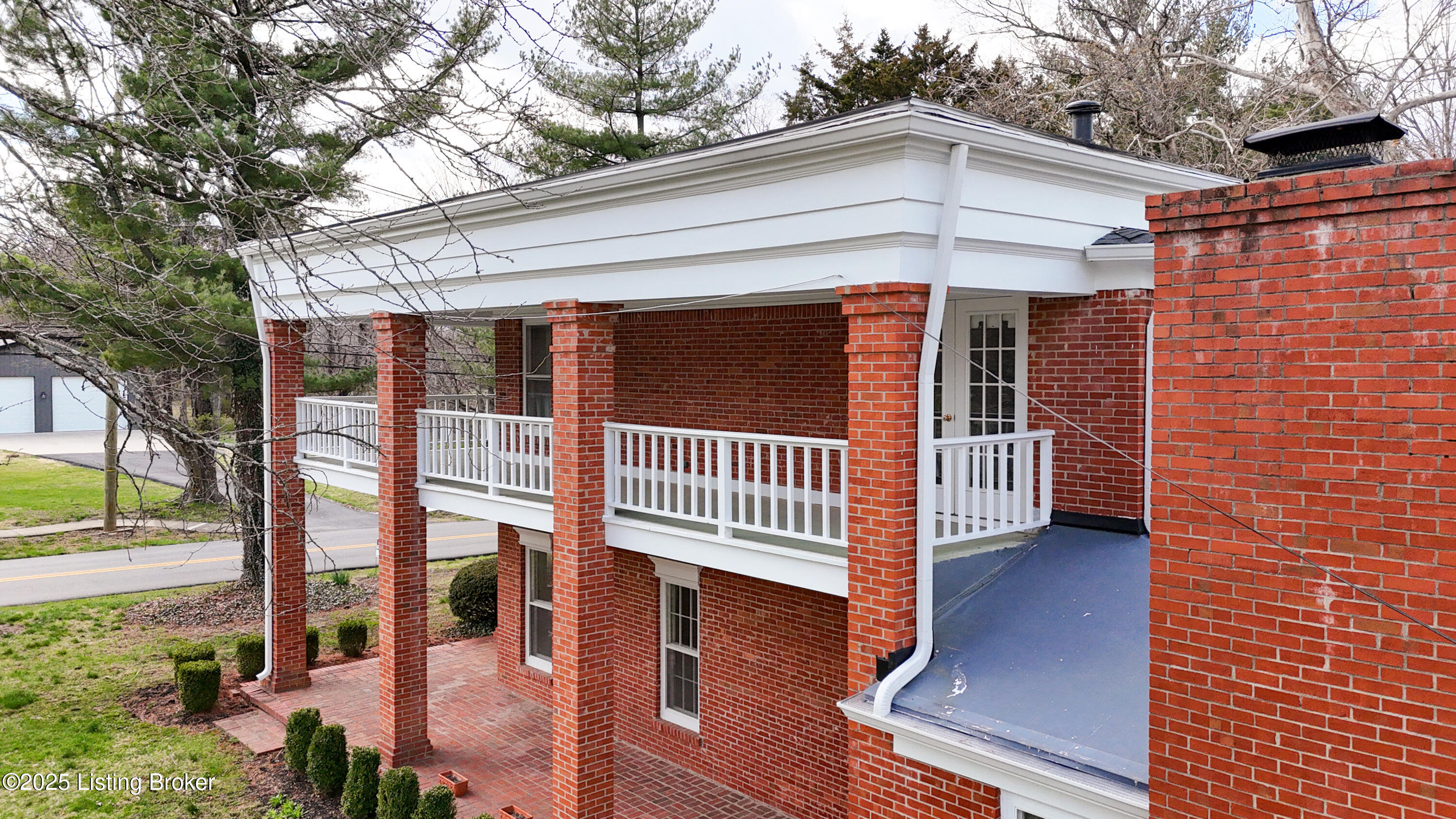 319 Central Ave