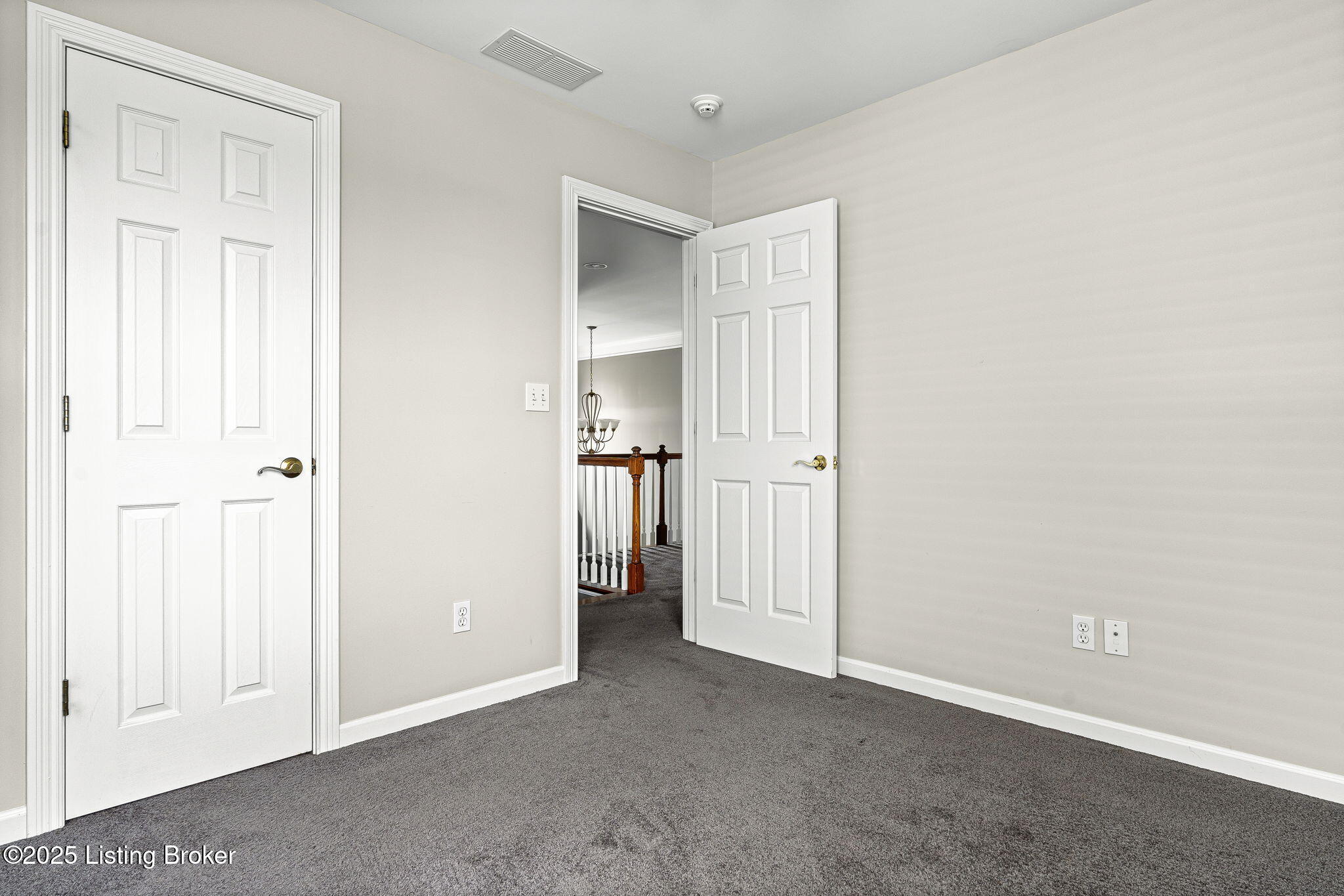 6027 Sweetbay Dr