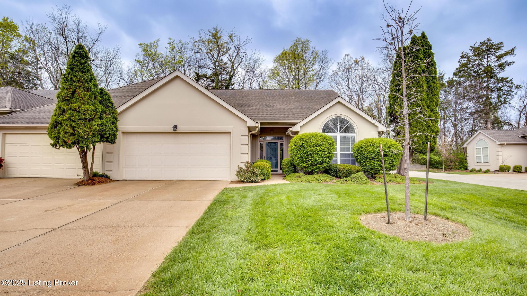 525 Village Lake Dr