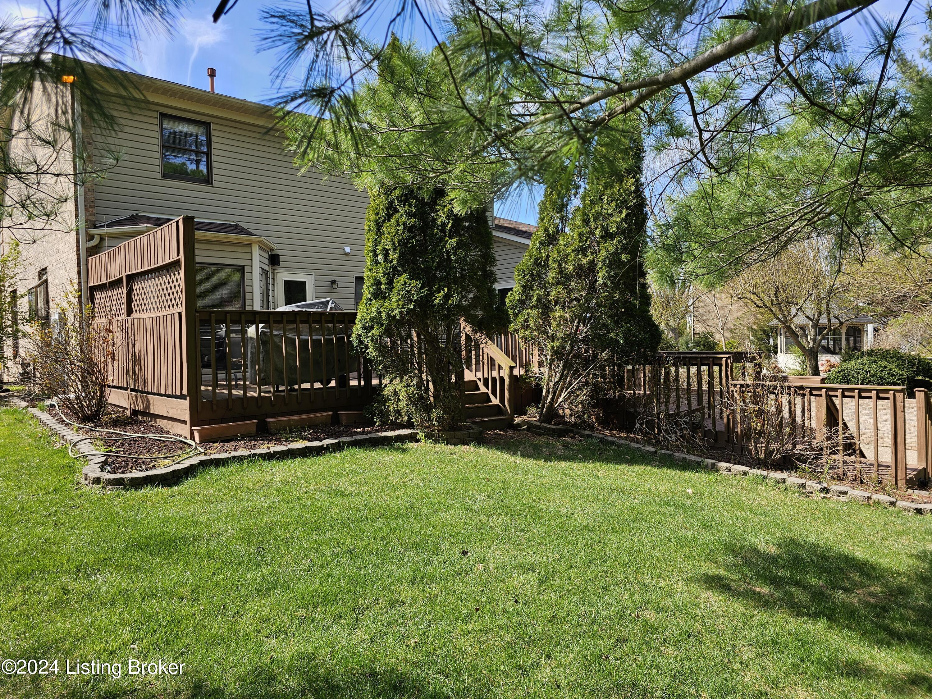 5 Autumn Hill Ct