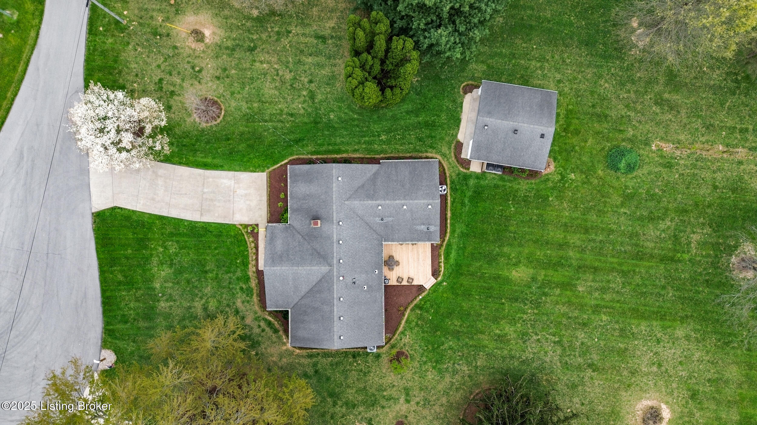 8112 Welsh Rd