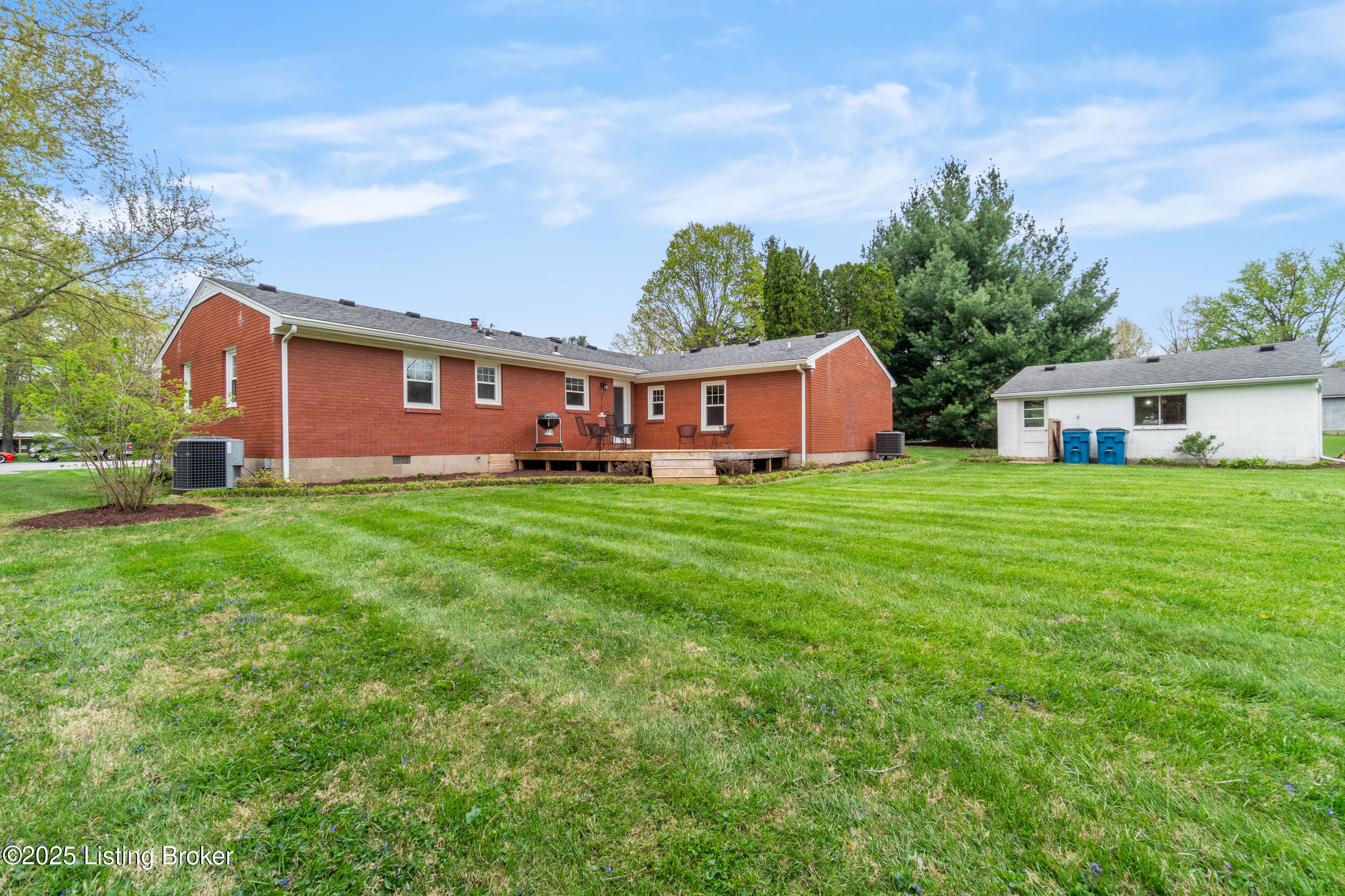 8112 Welsh Rd