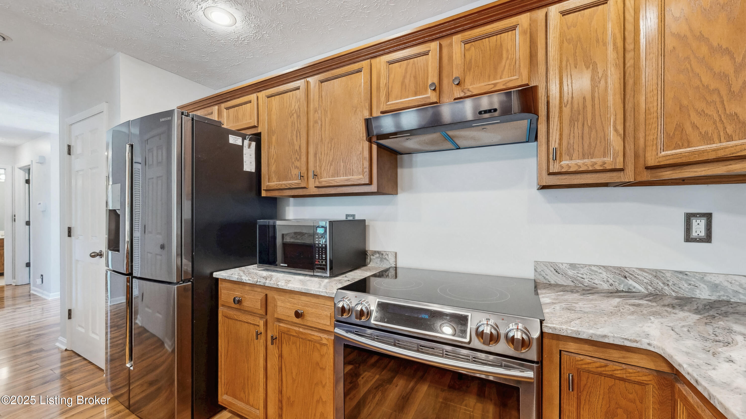 12388 Spring Leaf Ct