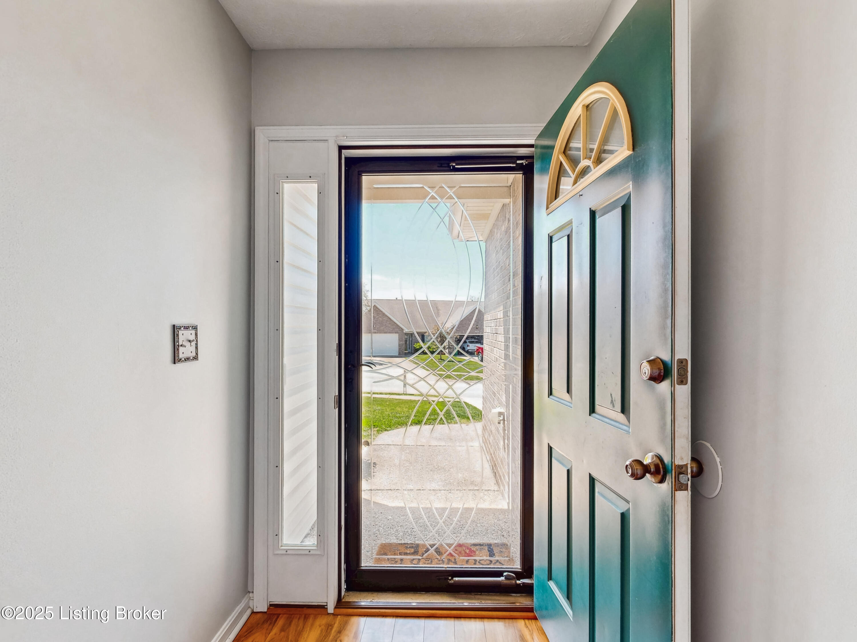 12388 Spring Leaf Ct