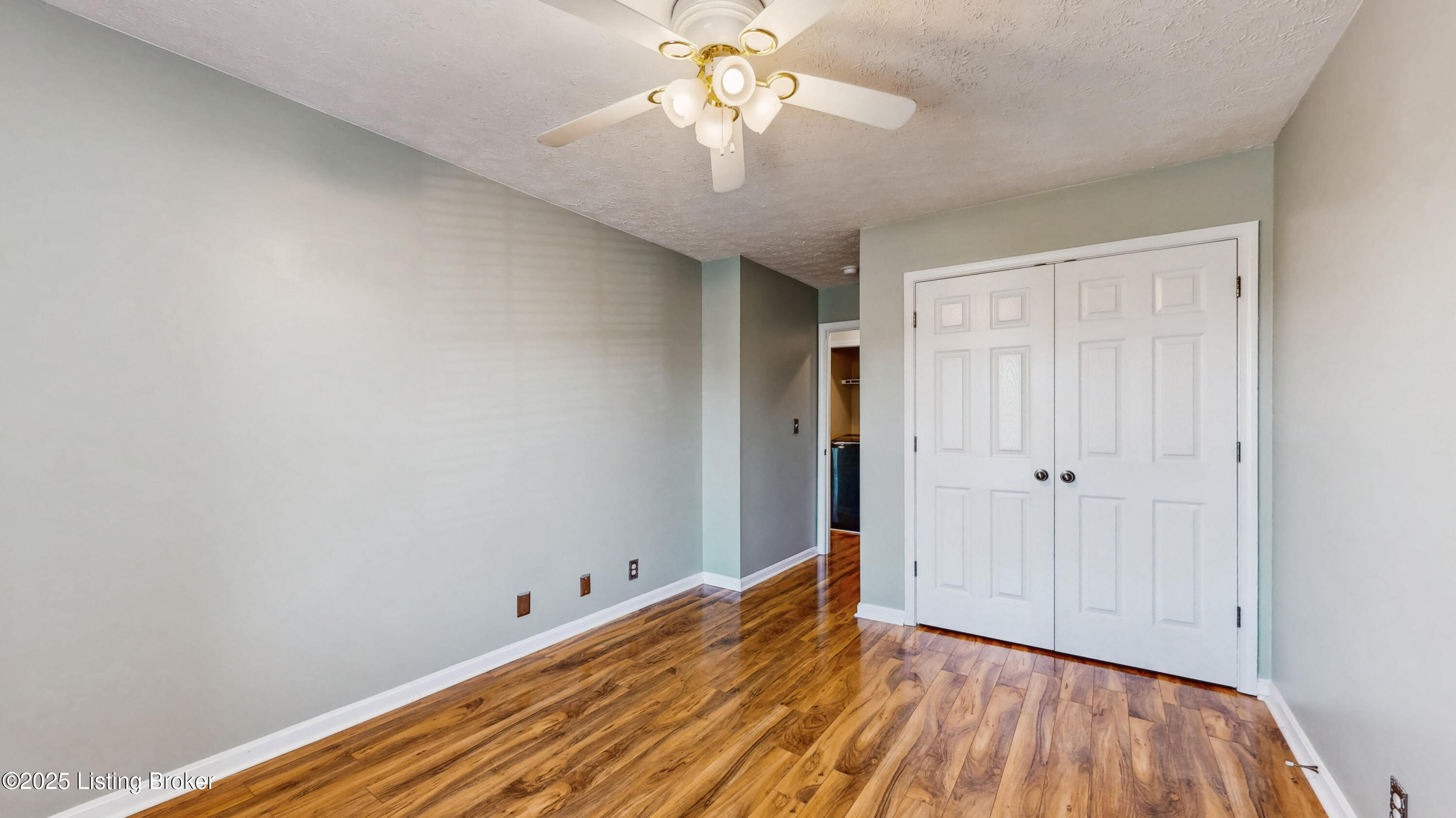 12388 Spring Leaf Ct