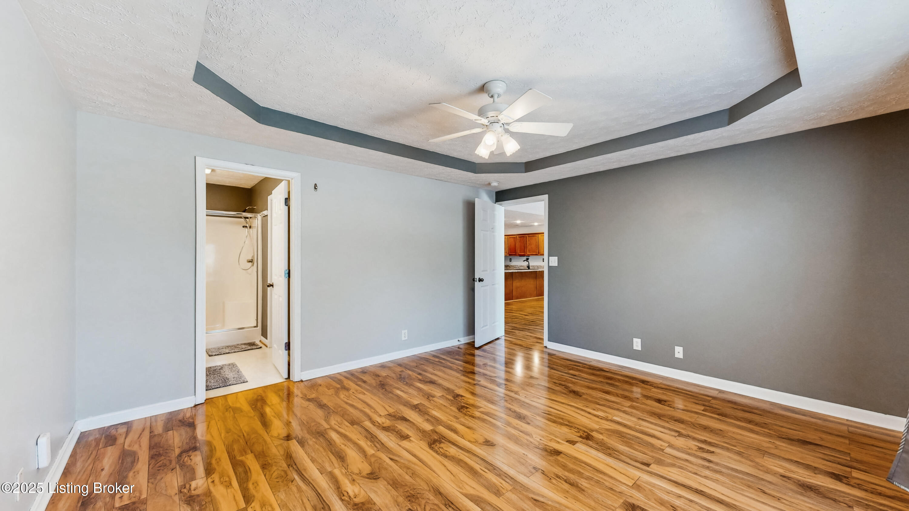 12388 Spring Leaf Ct