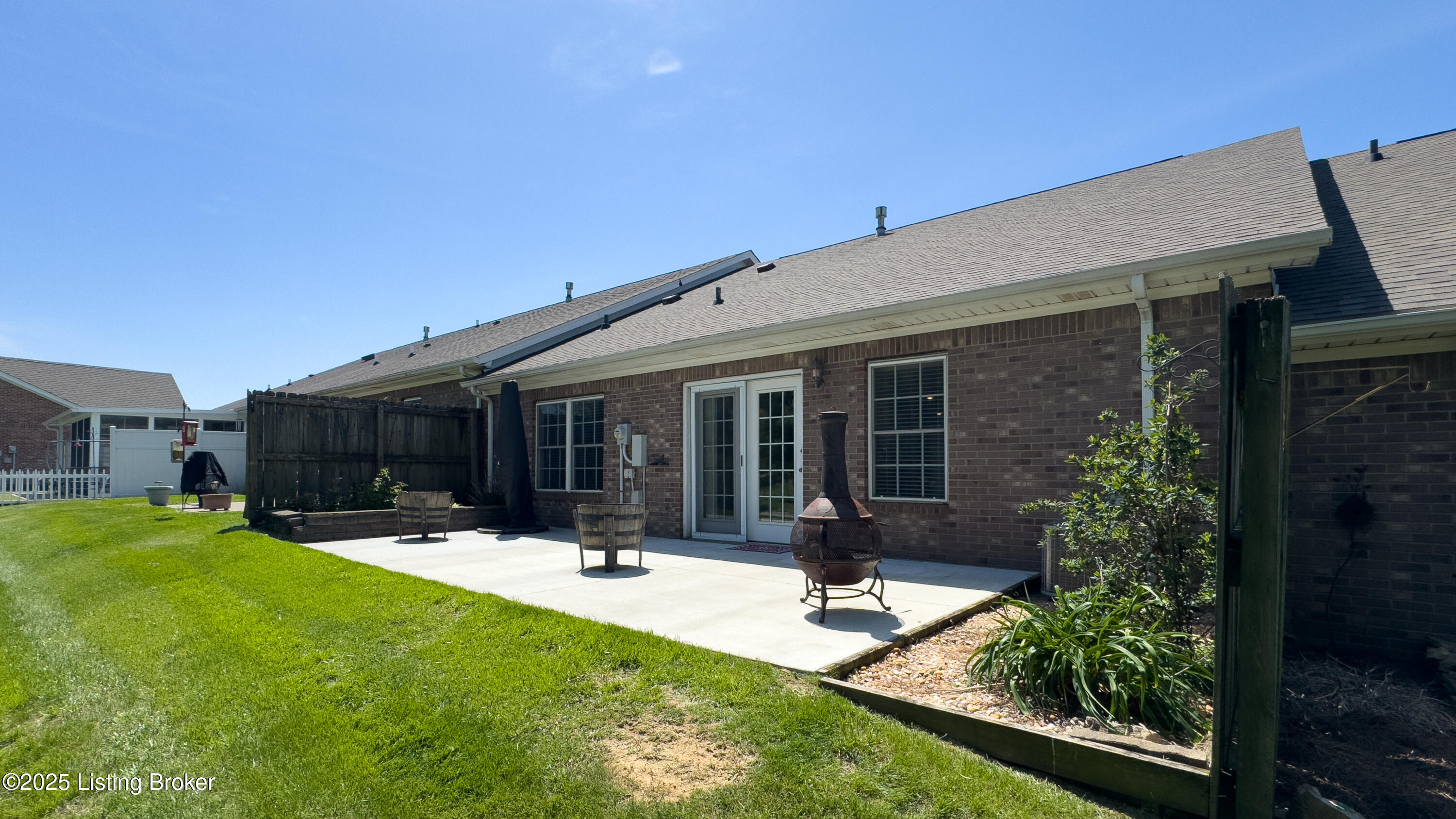 12388 Spring Leaf Ct
