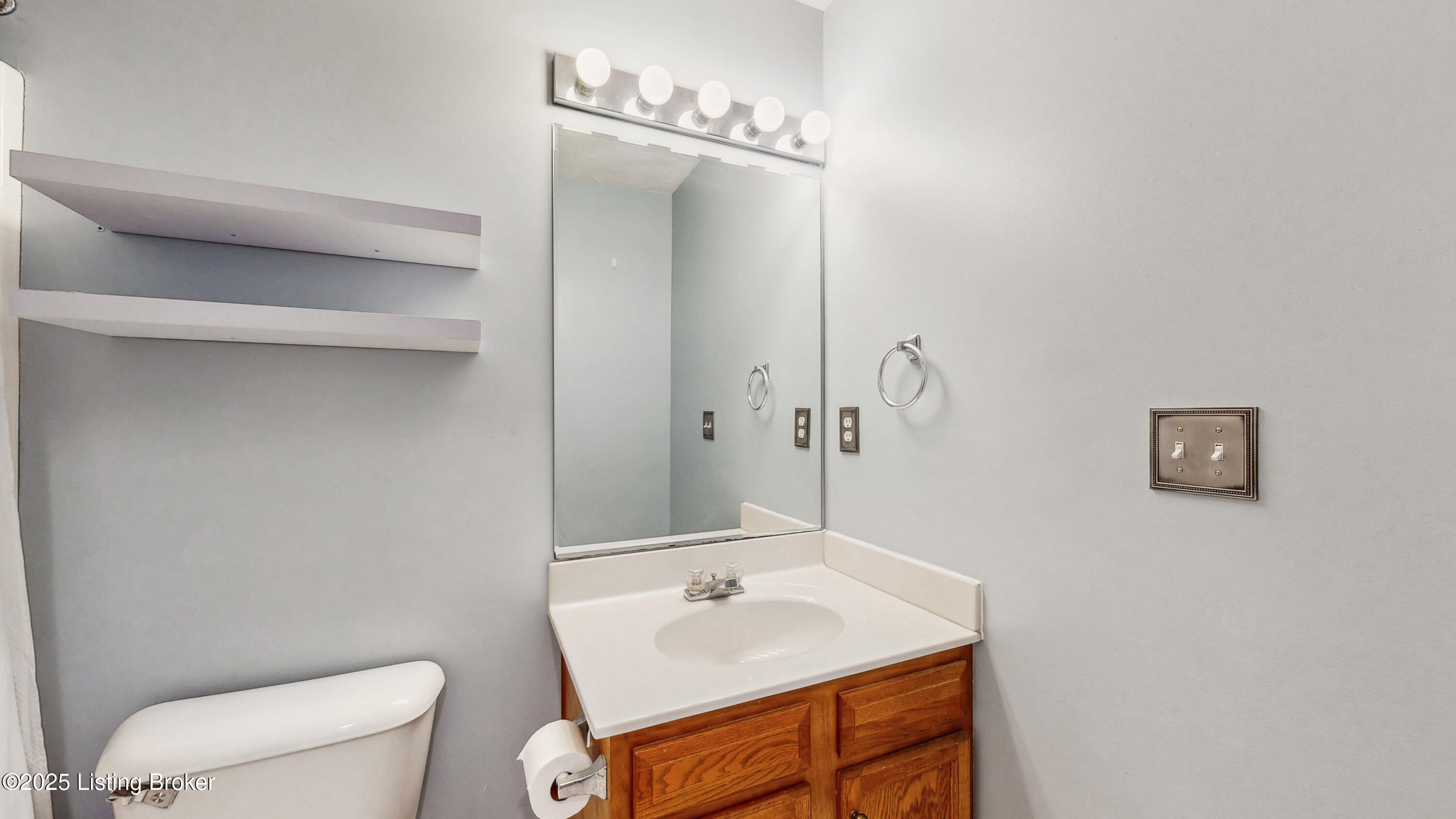 12388 Spring Leaf Ct