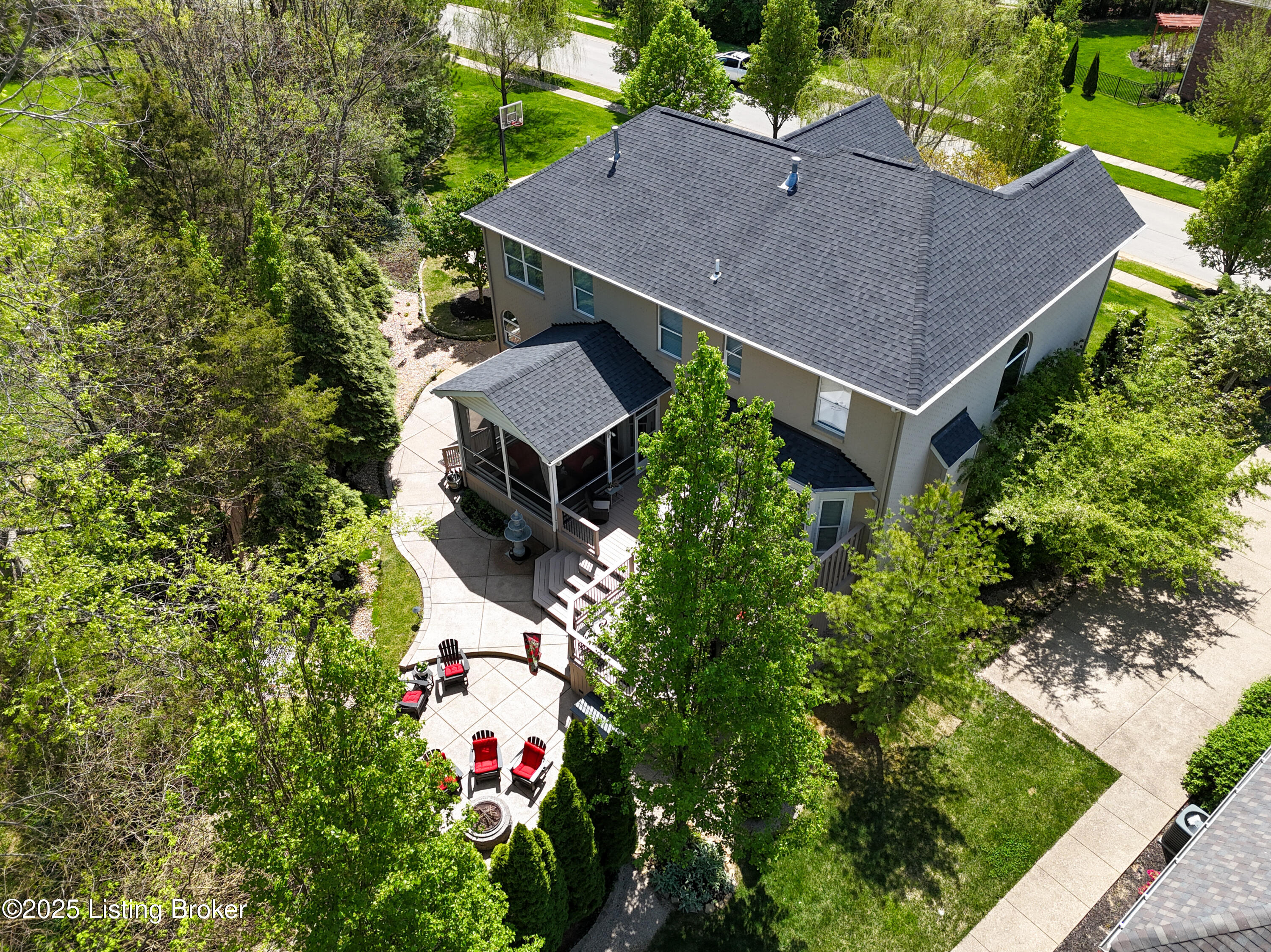 16719 Glen Lakes Dr