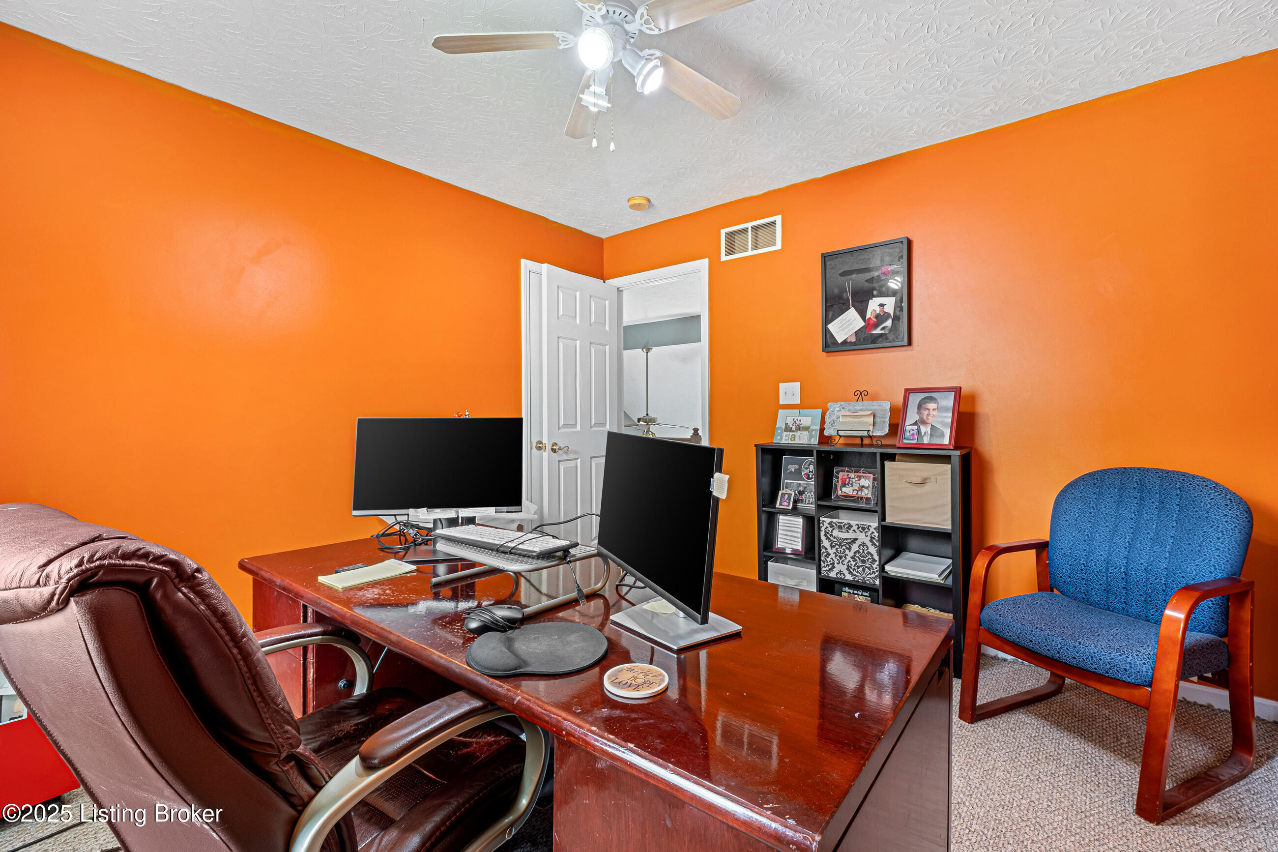 9100 Auburn Woods Ct
