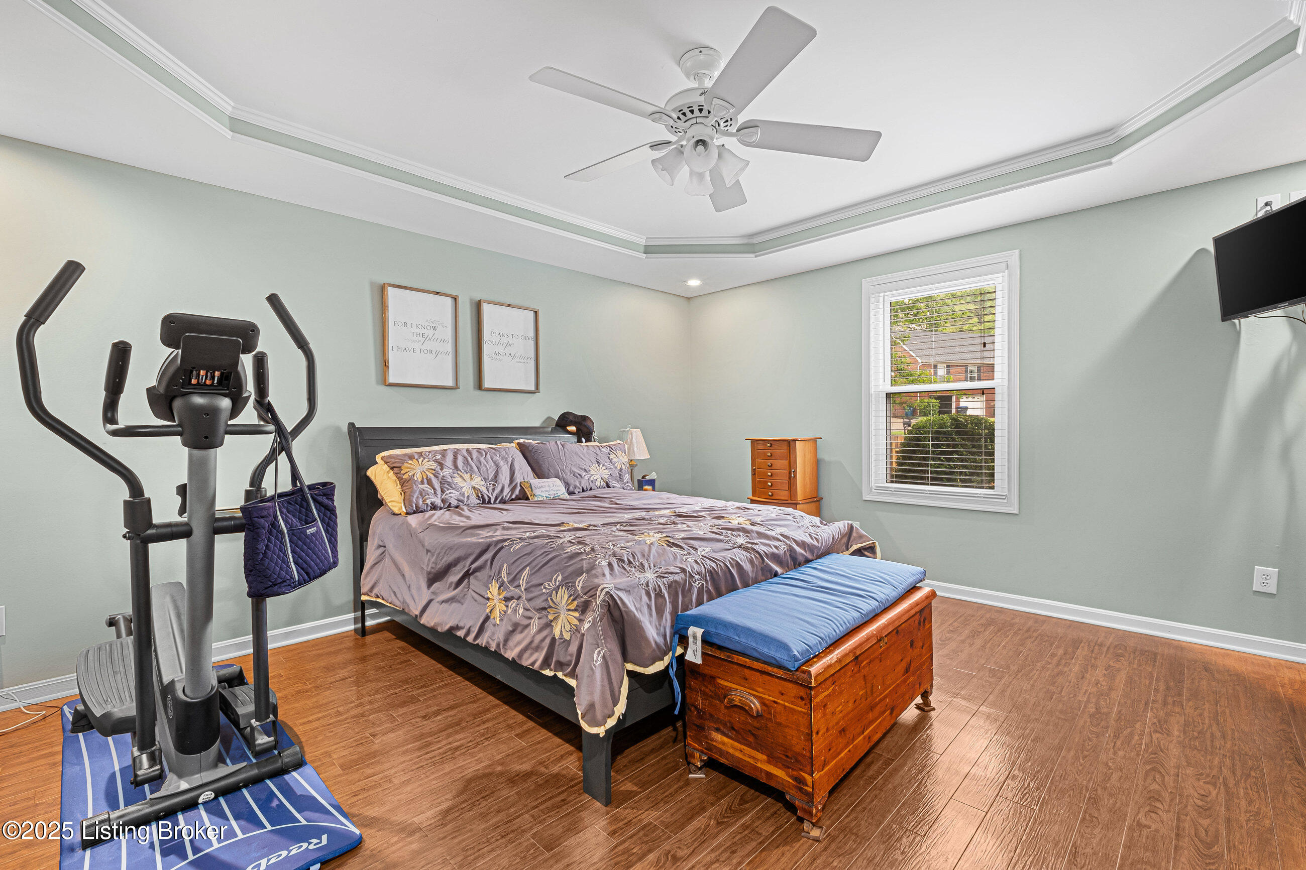 9100 Auburn Woods Ct