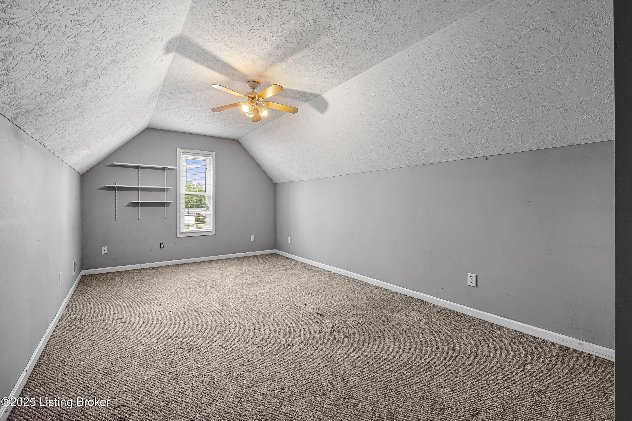 9100 Auburn Woods Ct