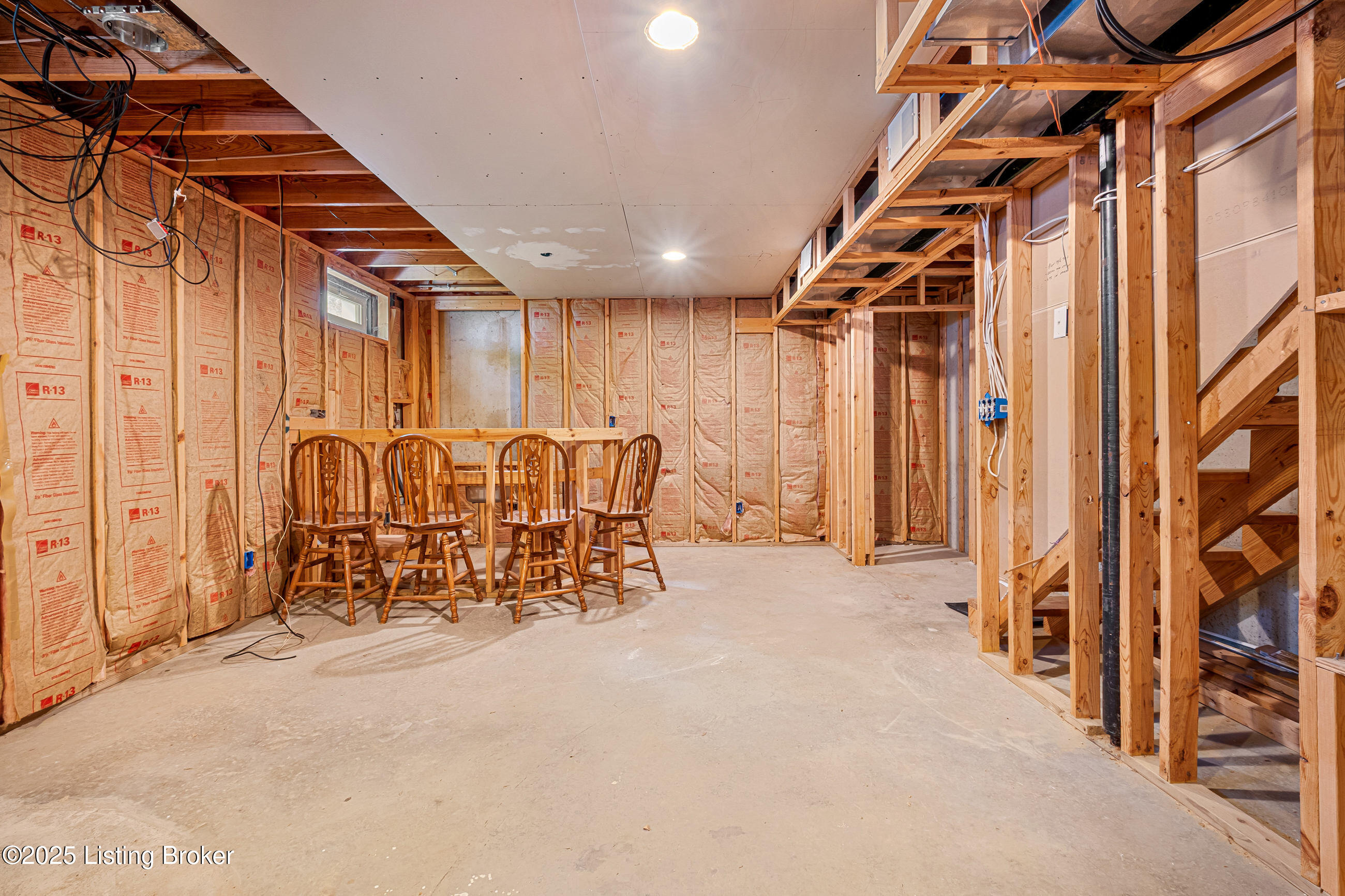 9100 Auburn Woods Ct