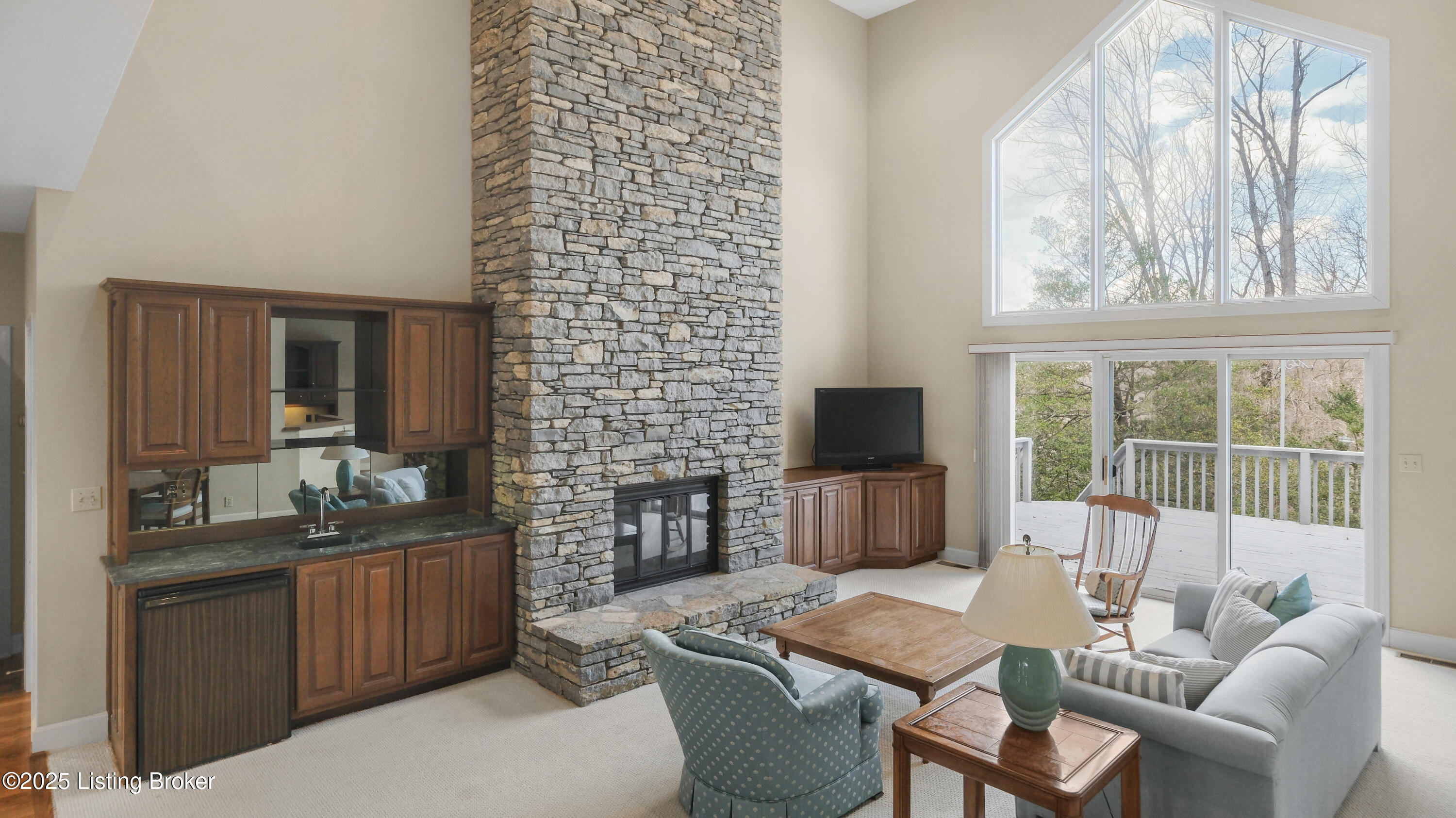 6617 Harrods View Cir