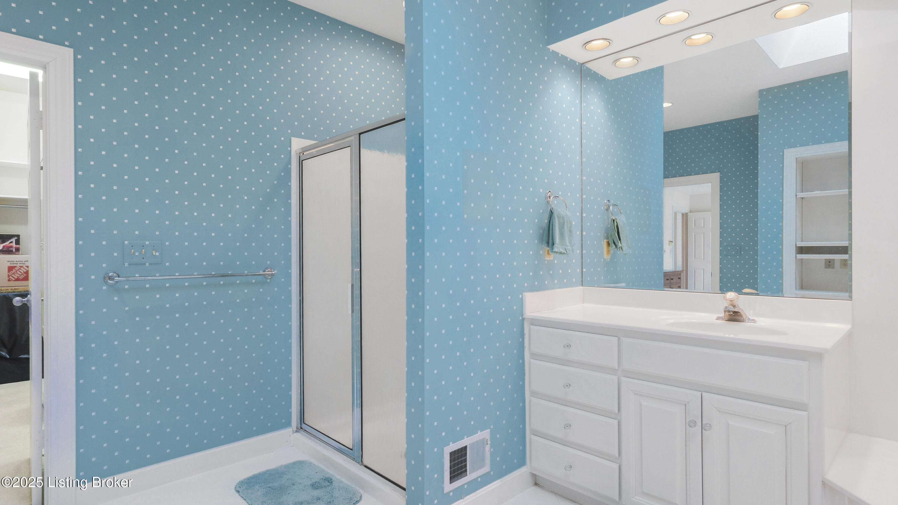 6617 Harrods View Cir