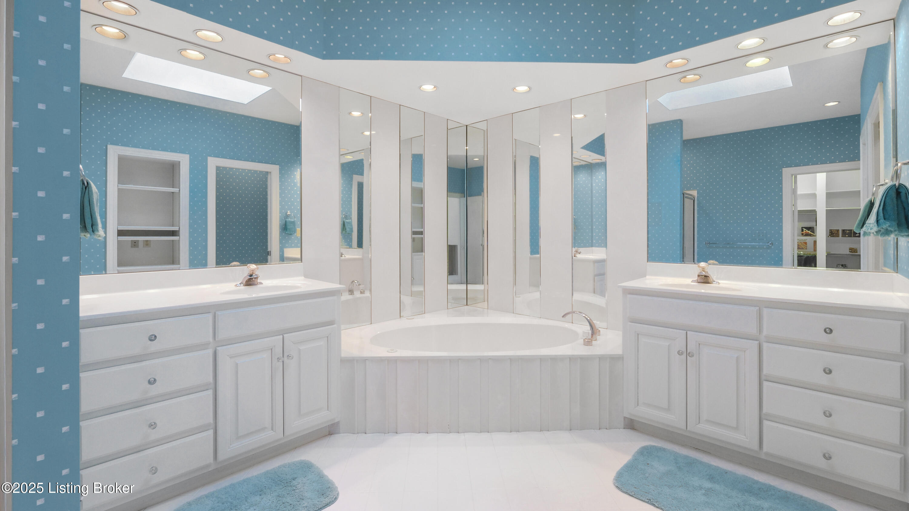 6617 Harrods View Cir