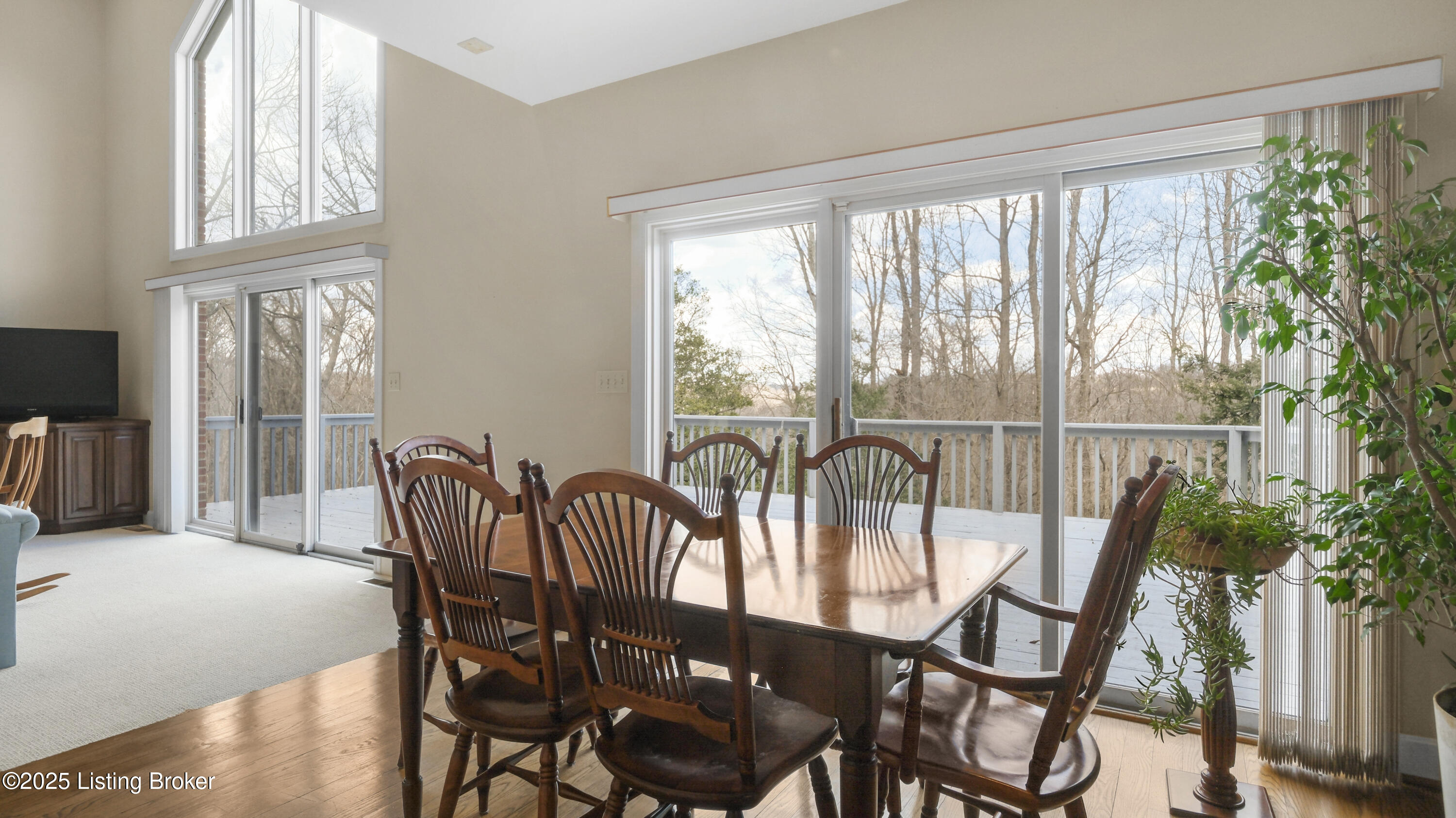 6617 Harrods View Cir