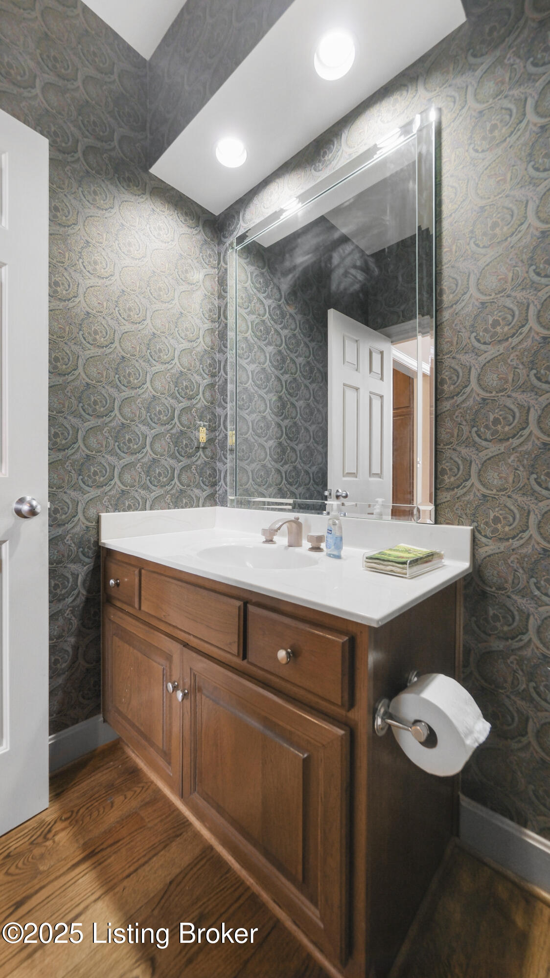 6617 Harrods View Cir