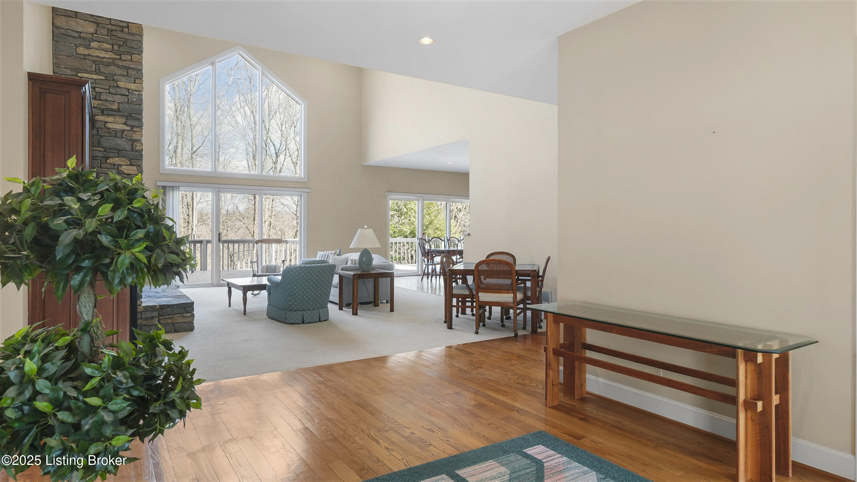 6617 Harrods View Cir