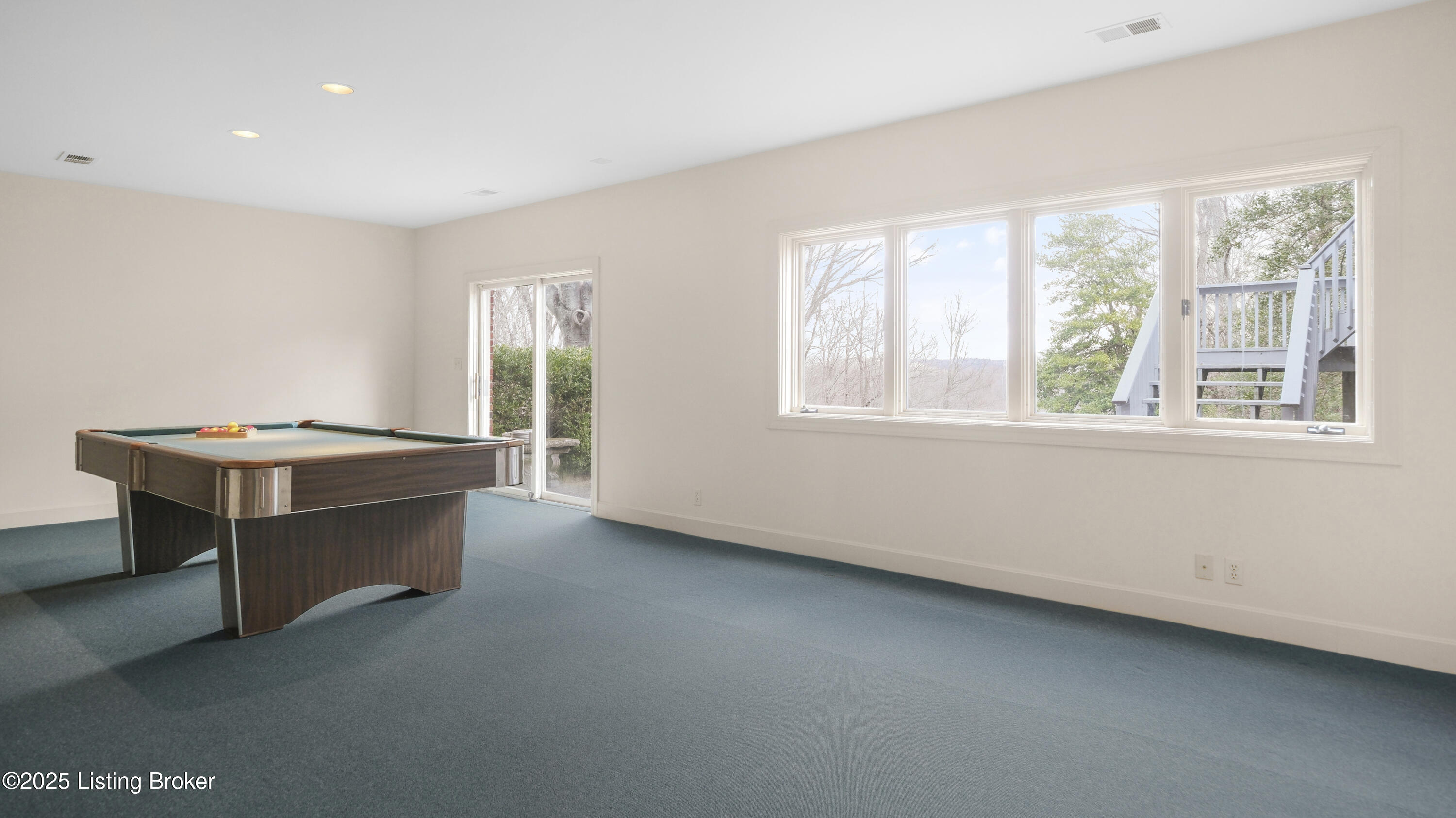 6617 Harrods View Cir