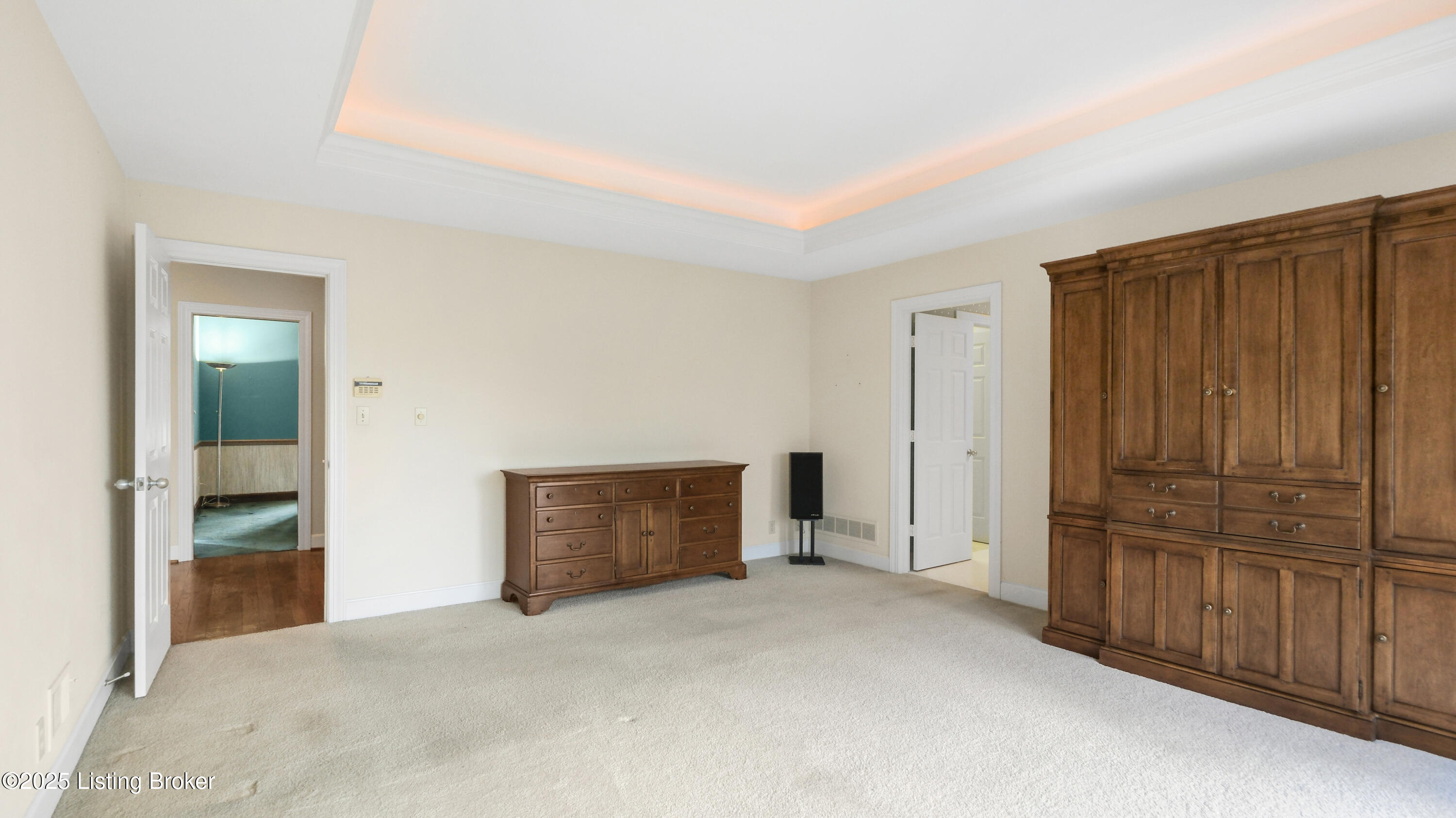 6617 Harrods View Cir
