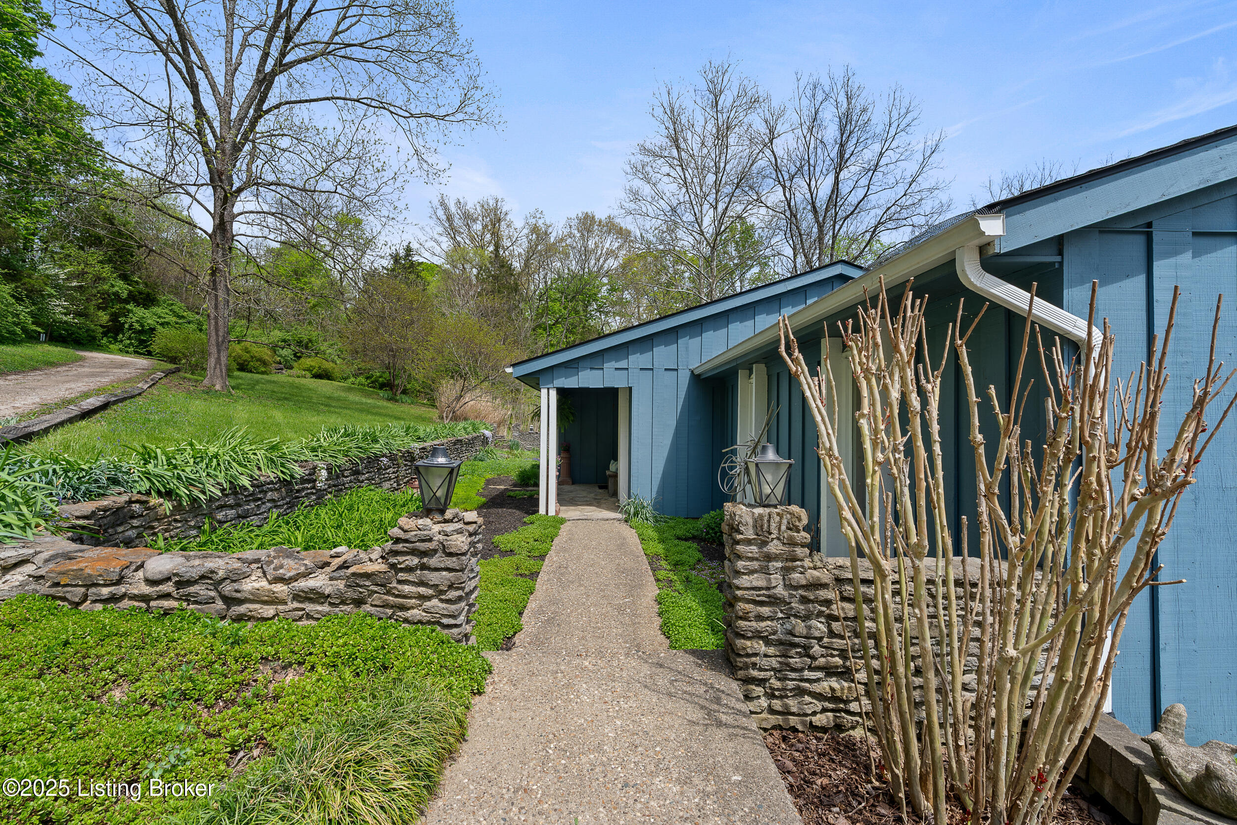 5950 Old Lagrange Rd