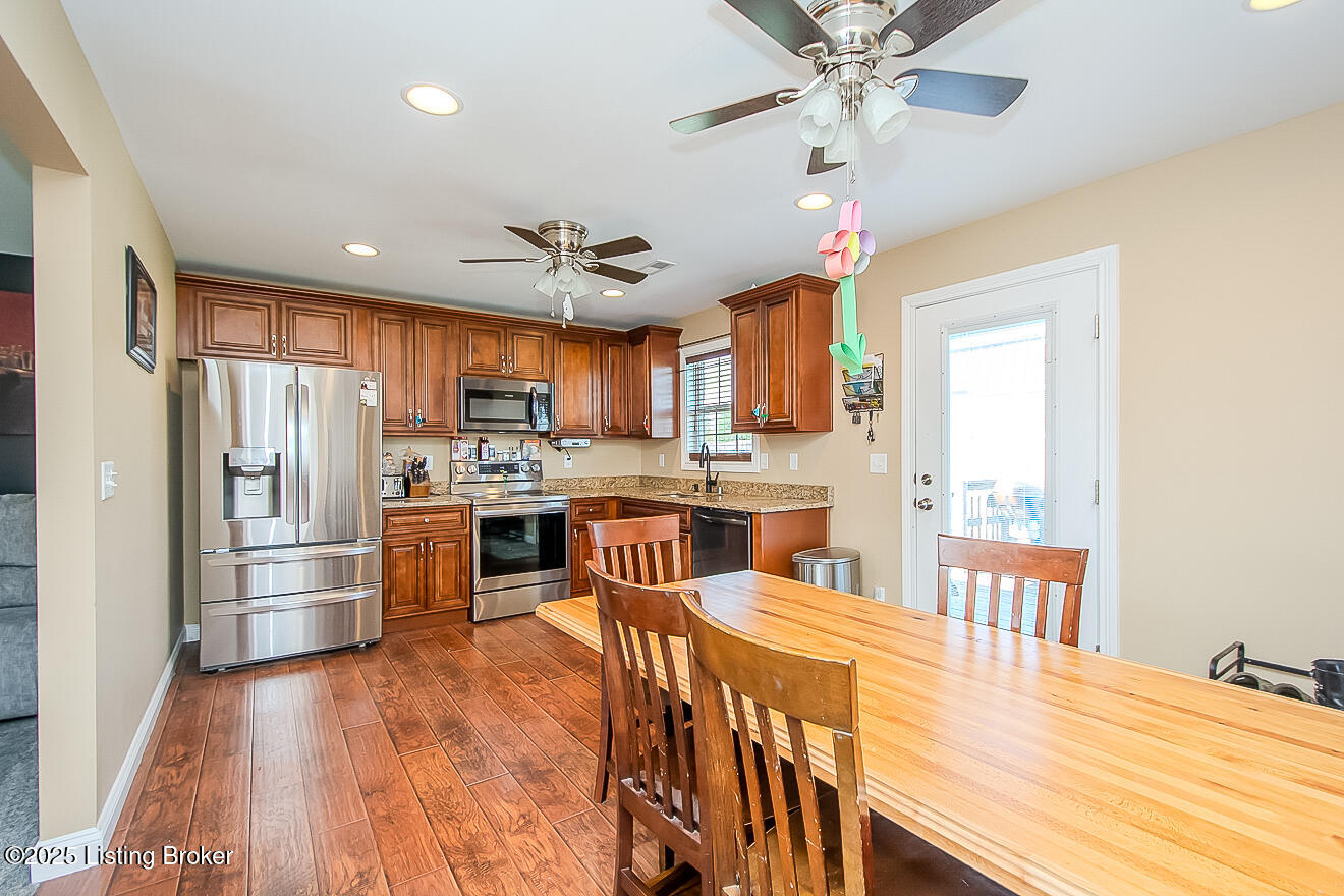 217 Sycamore Dr