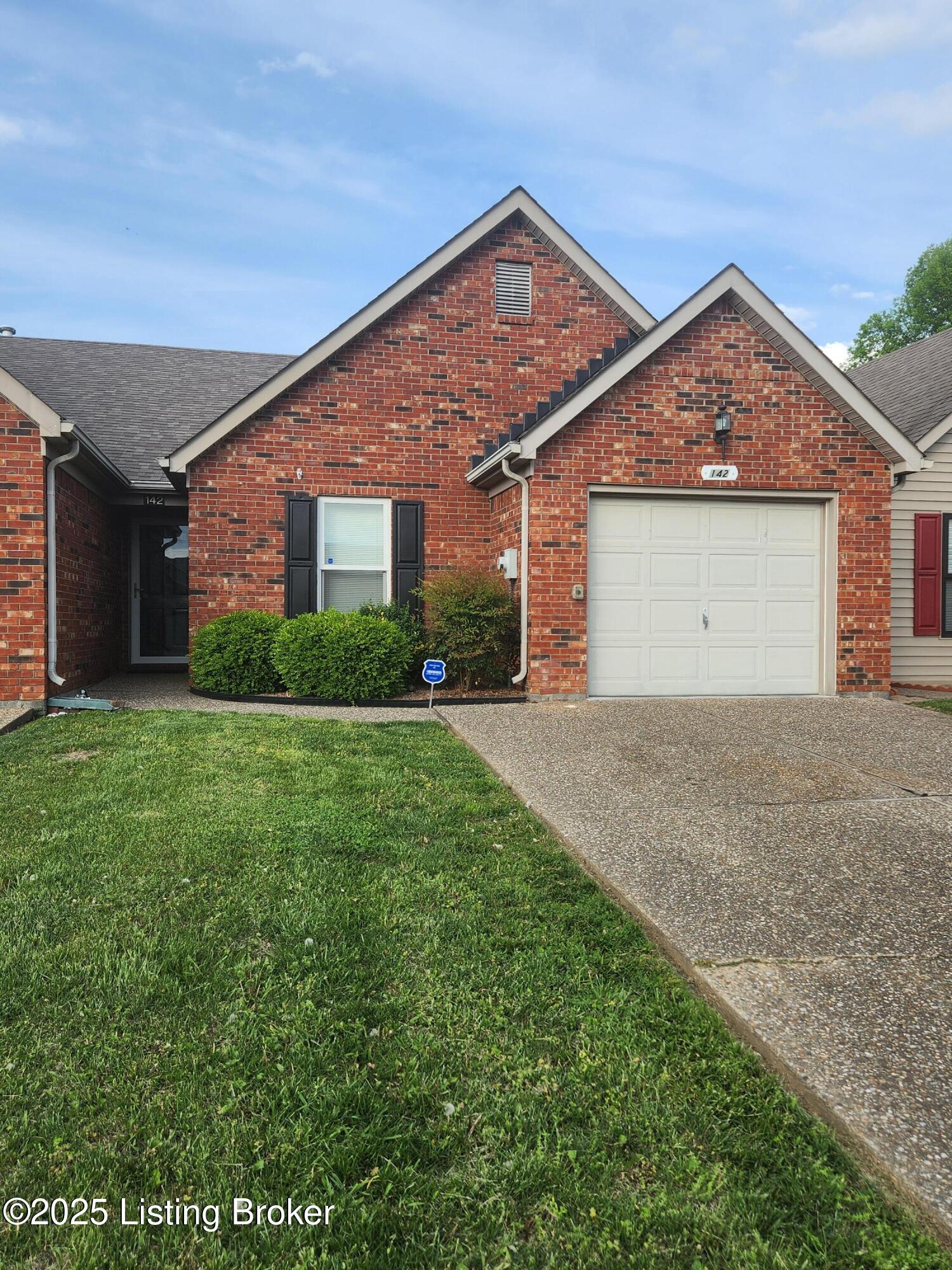 142 Flintstone Ct